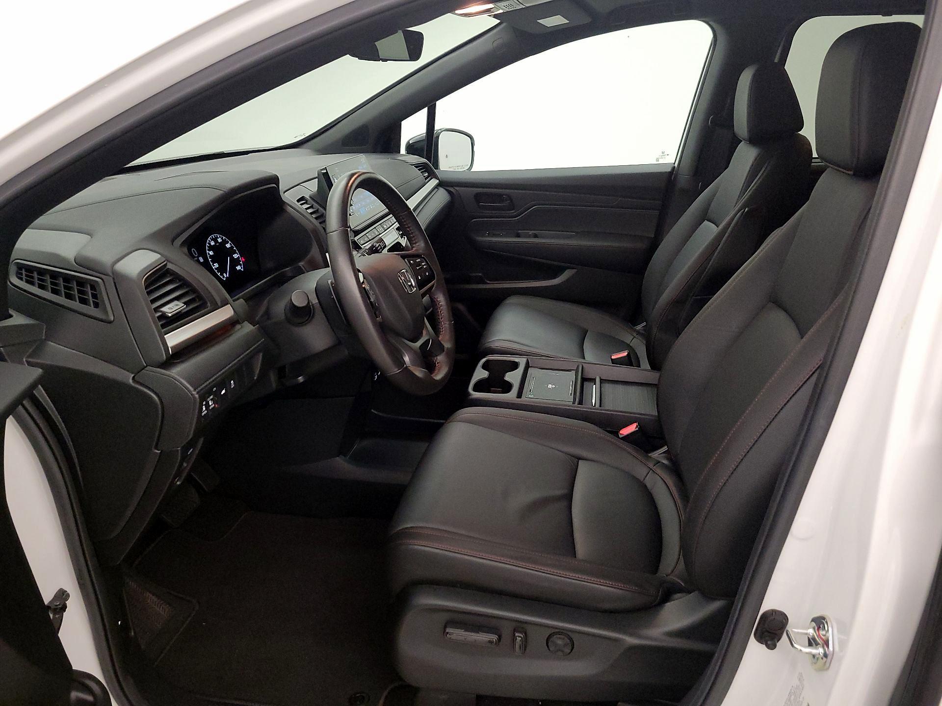 Thumbnail: 2025 Honda Odyssey - 11