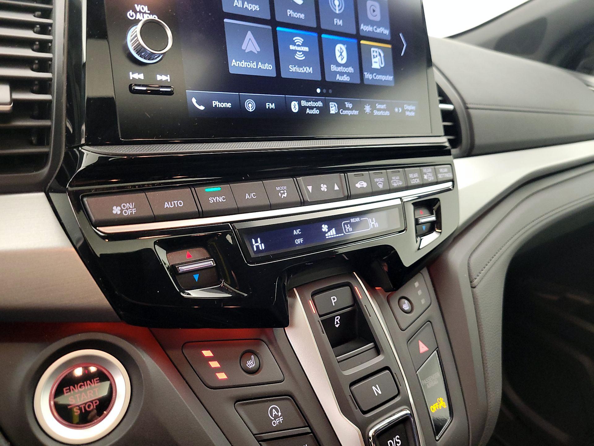 Thumbnail: 2025 Honda Odyssey - 16