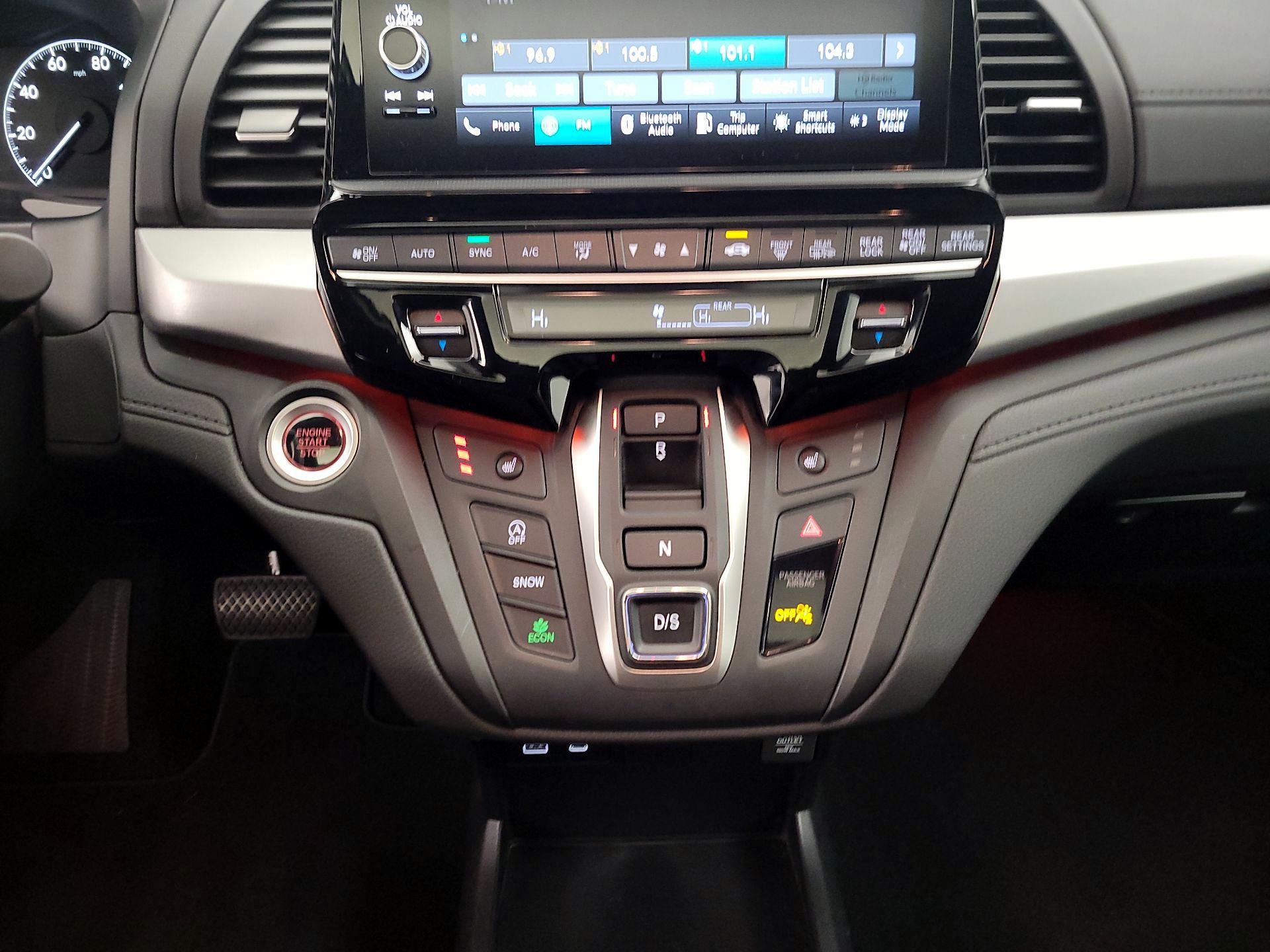 Thumbnail: 2025 Honda Odyssey - 17