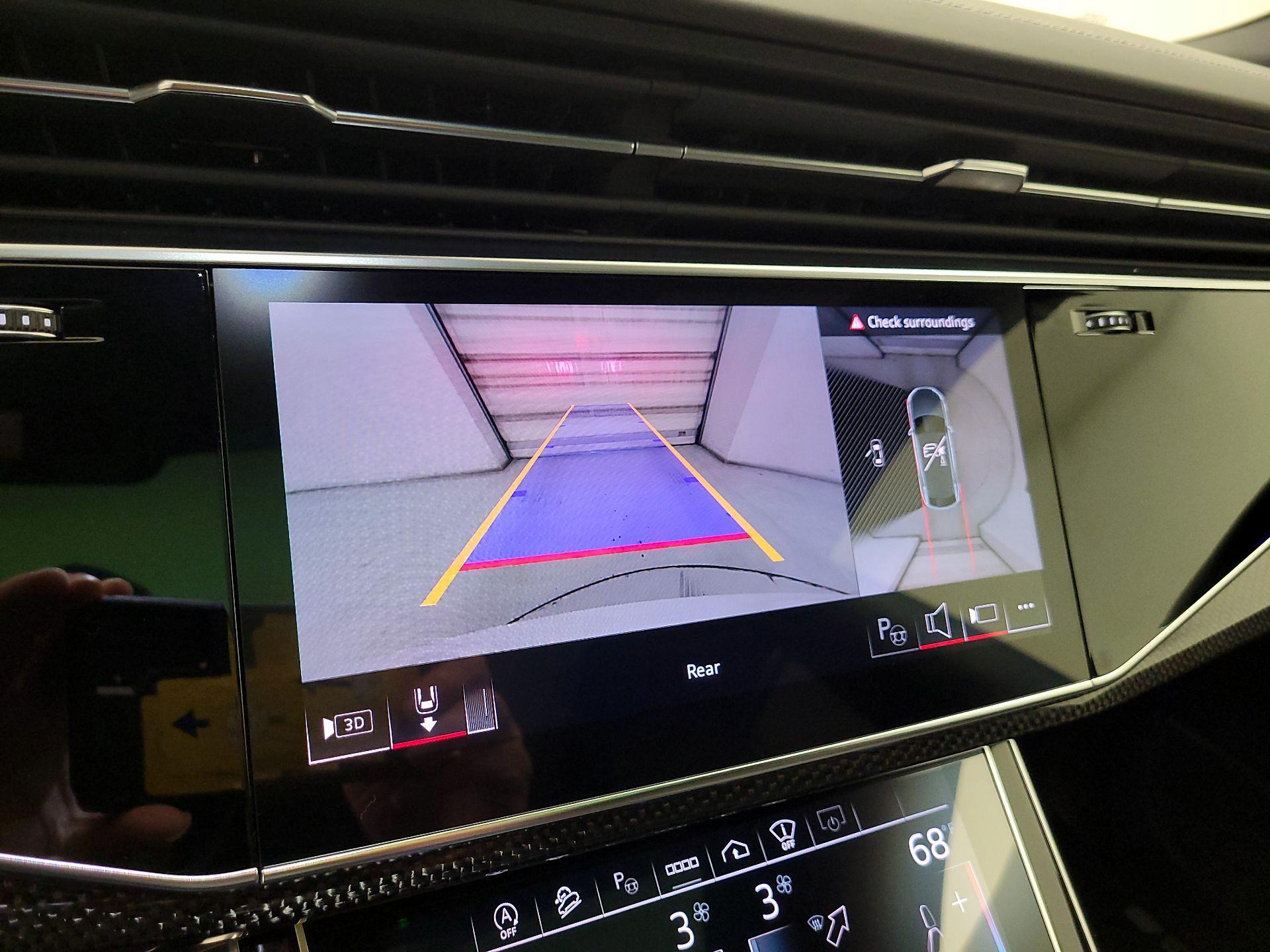 Thumbnail: 2023 Audi SQ8 - 13