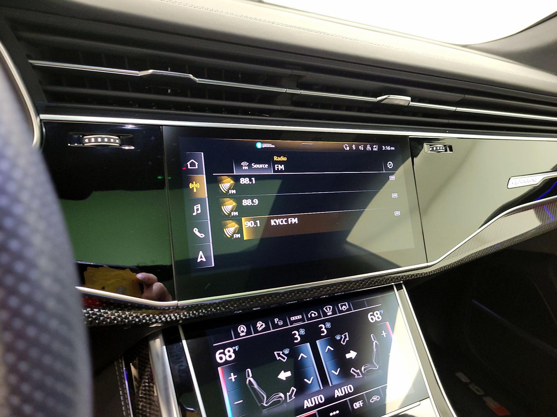 Thumbnail: 2023 Audi SQ8 - 14