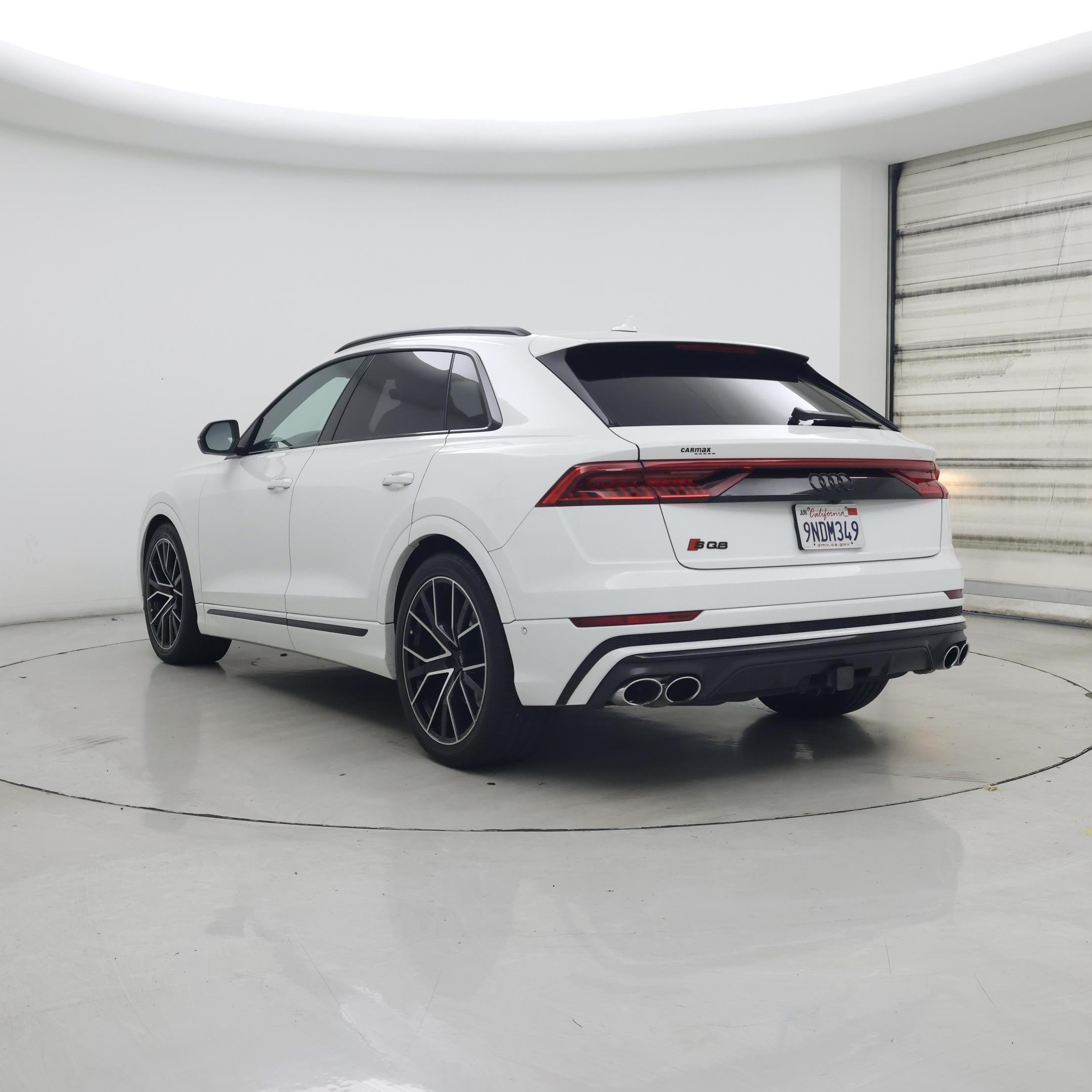 Thumbnail: 2023 Audi SQ8 - 2