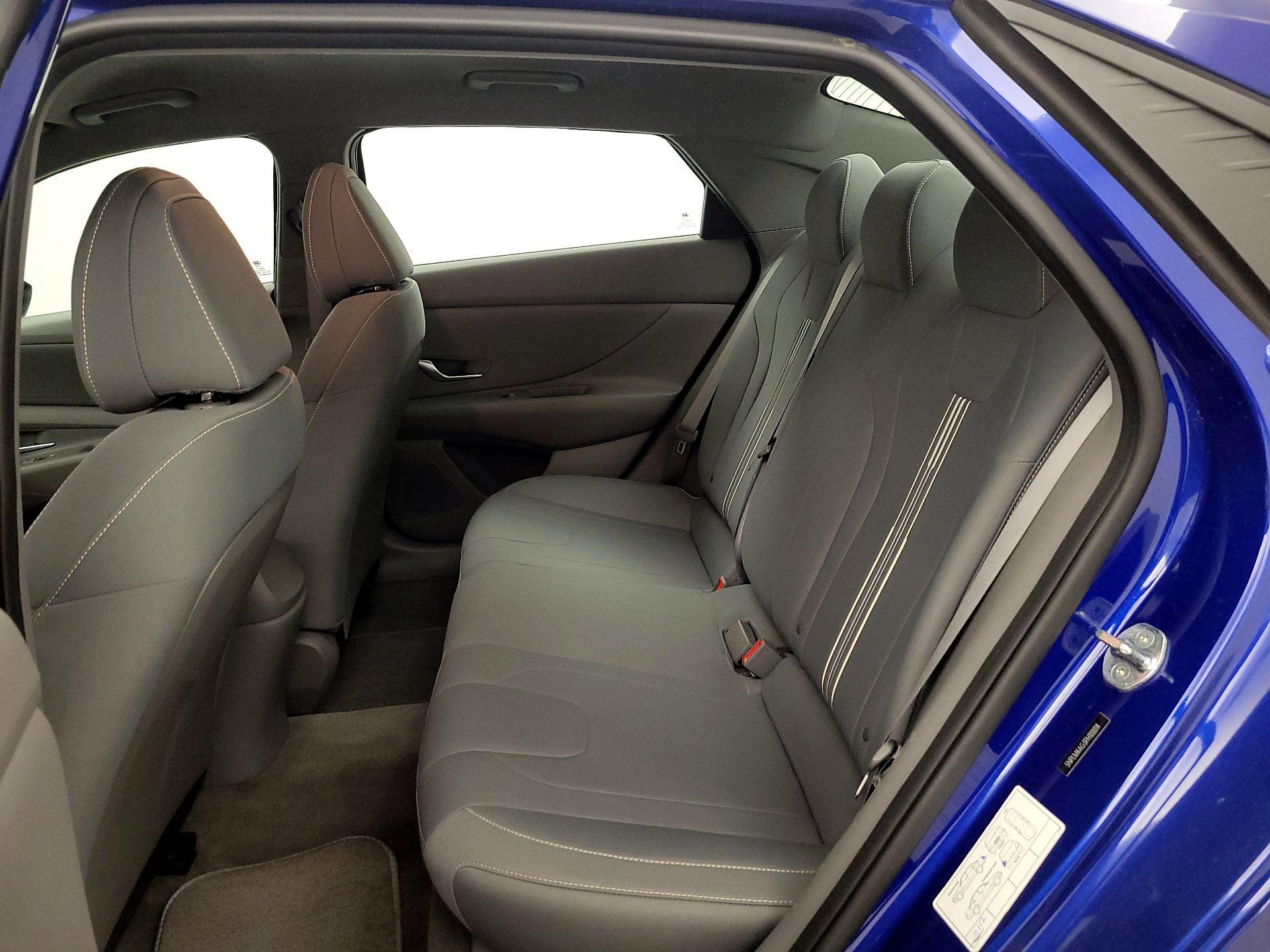 Thumbnail: 2023 Hyundai Elantra - 17