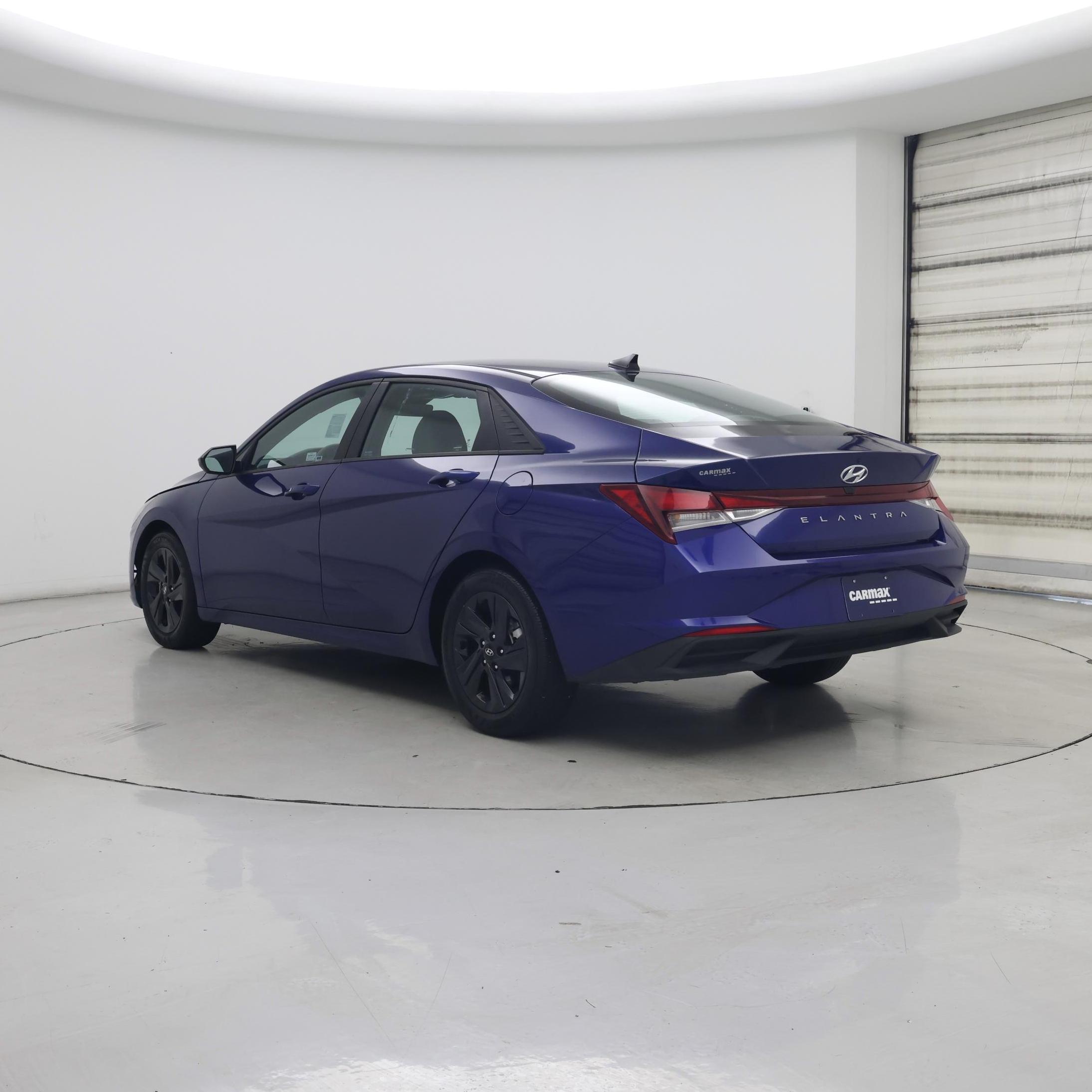 Thumbnail: 2023 Hyundai Elantra - 2