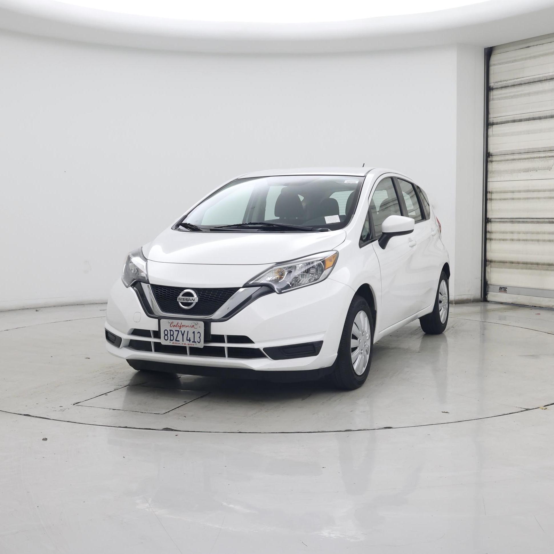 Thumbnail: 2017 Nissan Versa Note - 4