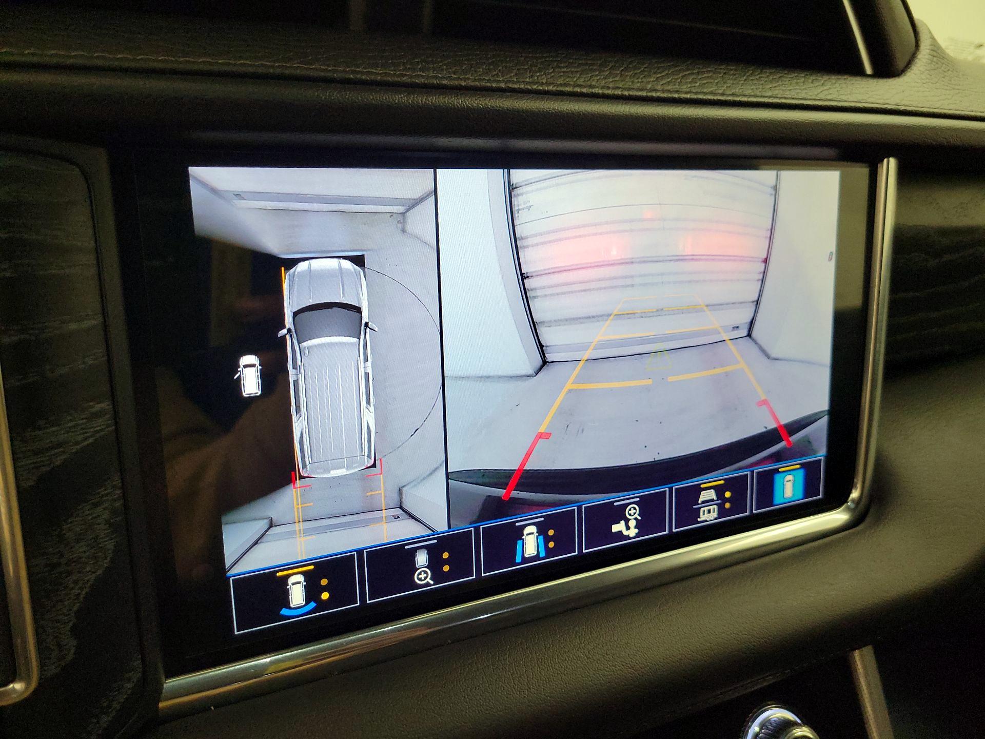 Thumbnail: 2021 GMC Yukon XL - 13