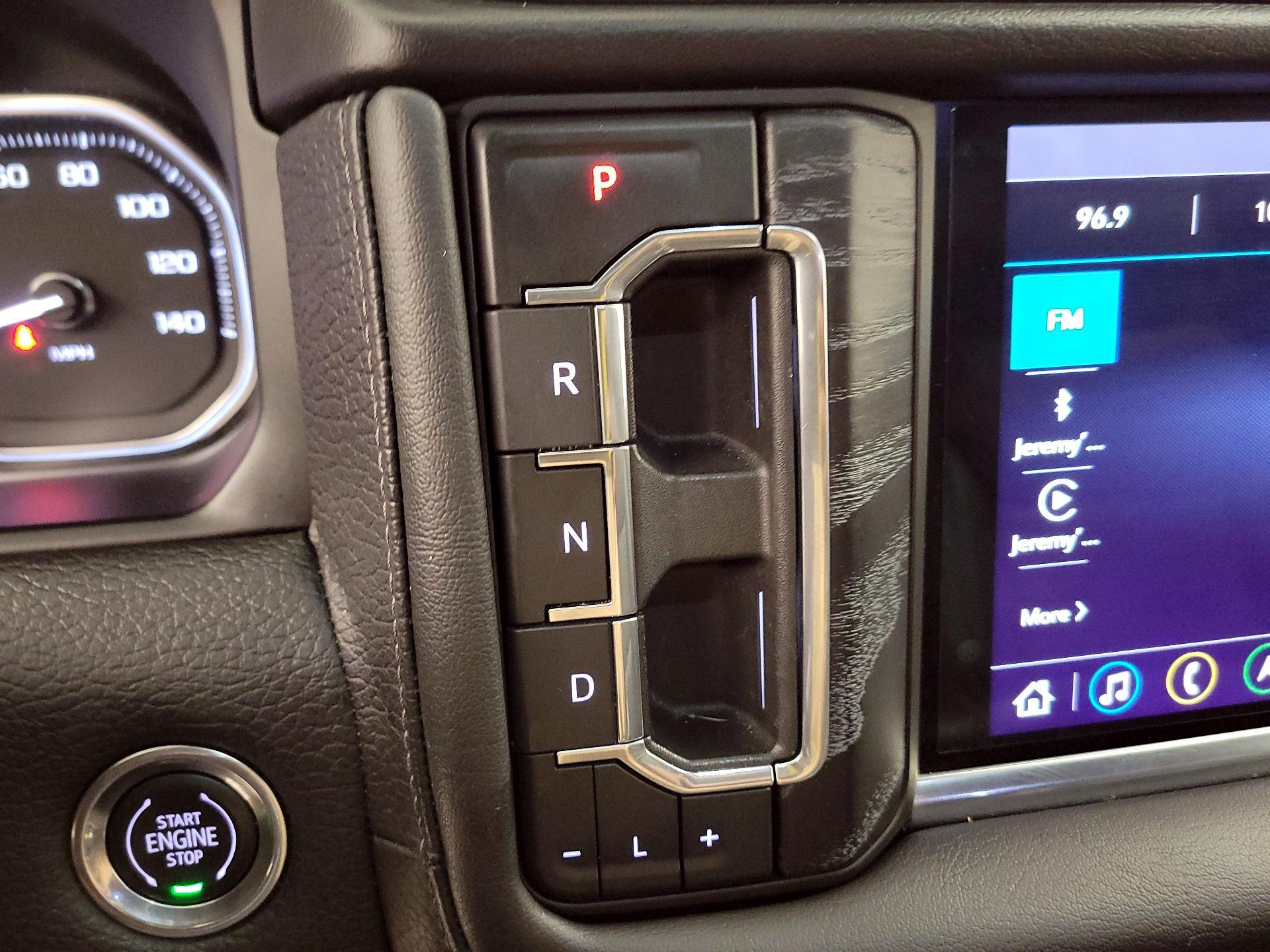 Thumbnail: 2021 GMC Yukon XL - 16