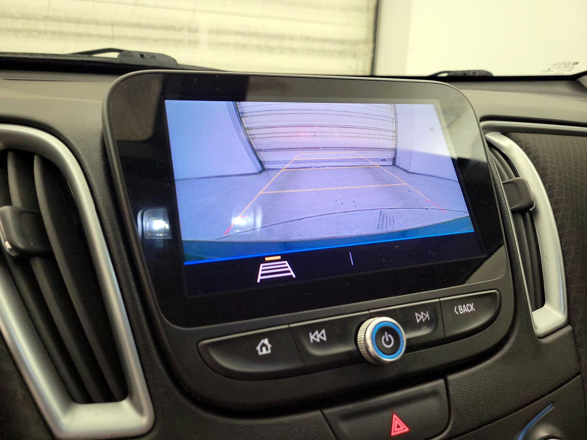 Thumbnail: 2019 Chevrolet Malibu - 13