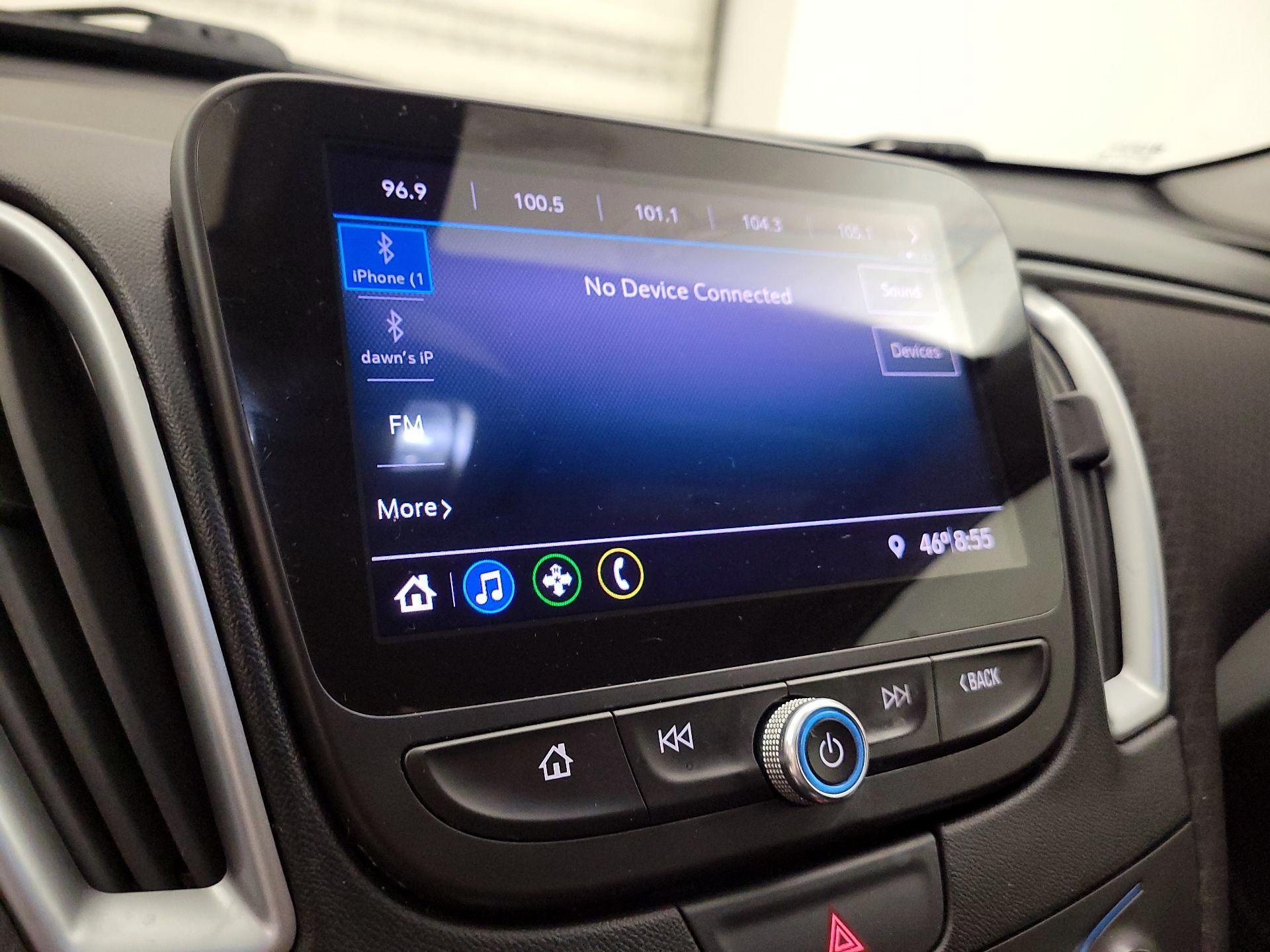 Thumbnail: 2019 Chevrolet Malibu - 14