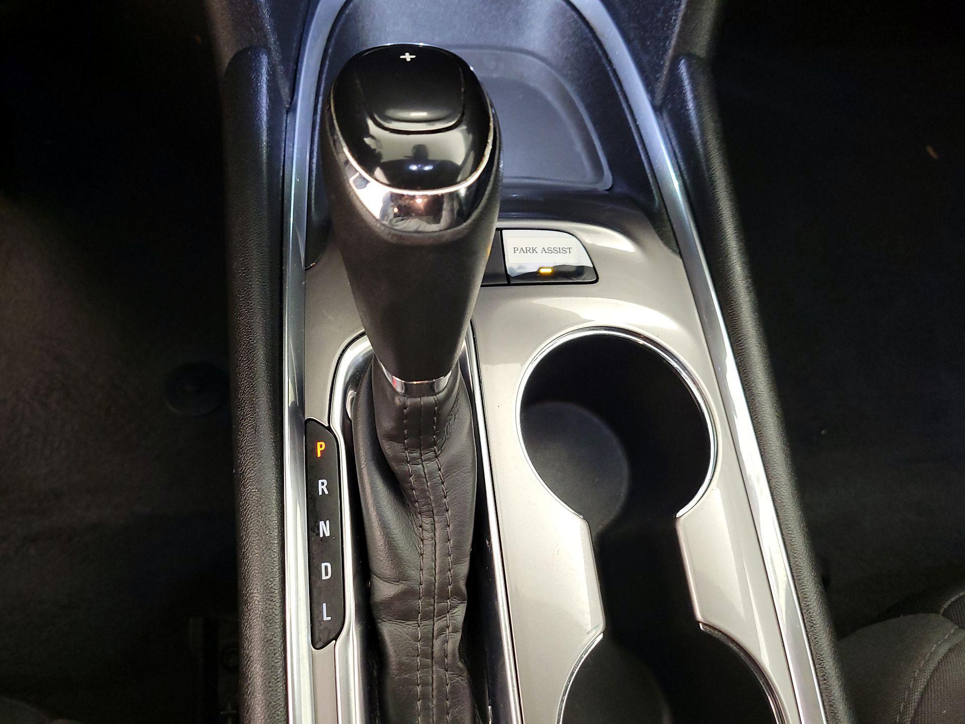 Thumbnail: 2019 Chevrolet Malibu - 16