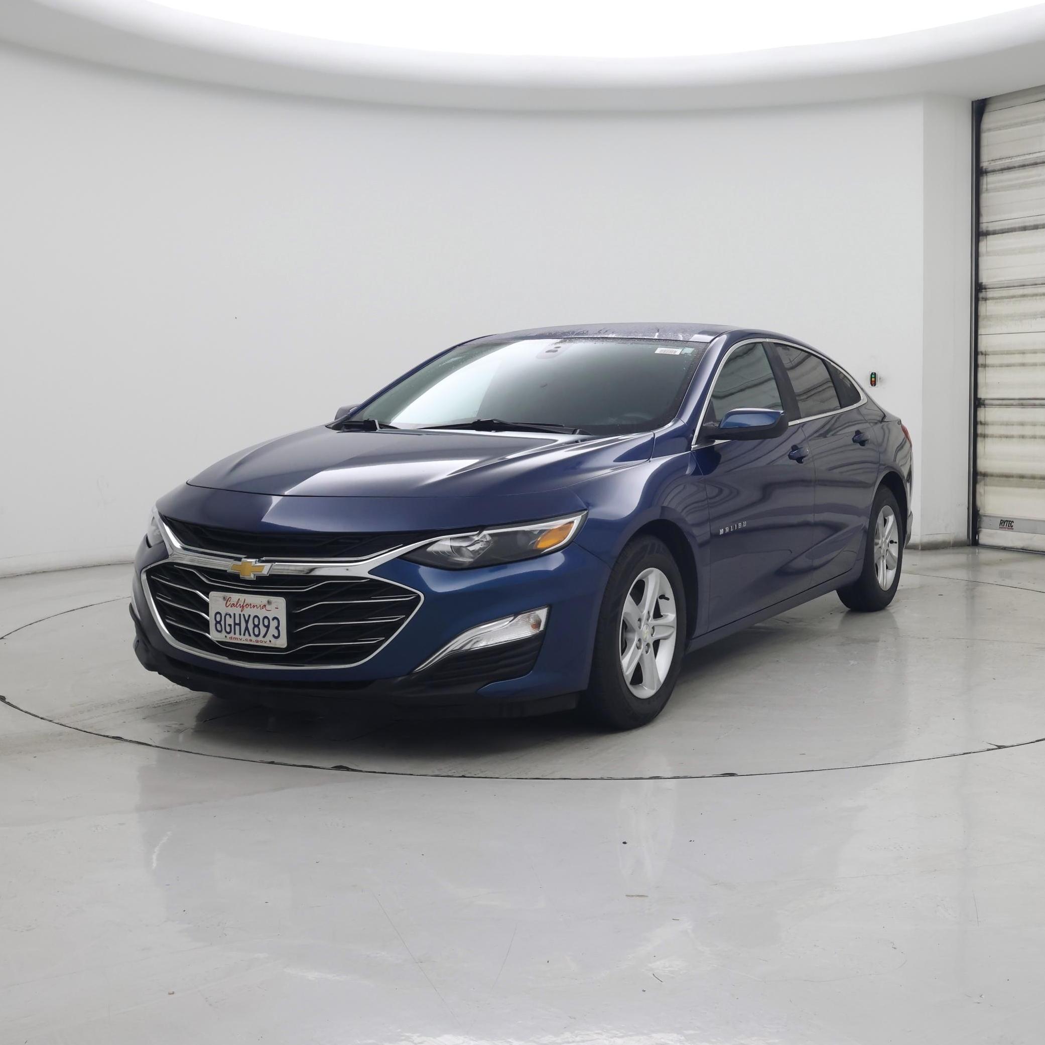 Thumbnail: 2019 Chevrolet Malibu - 4