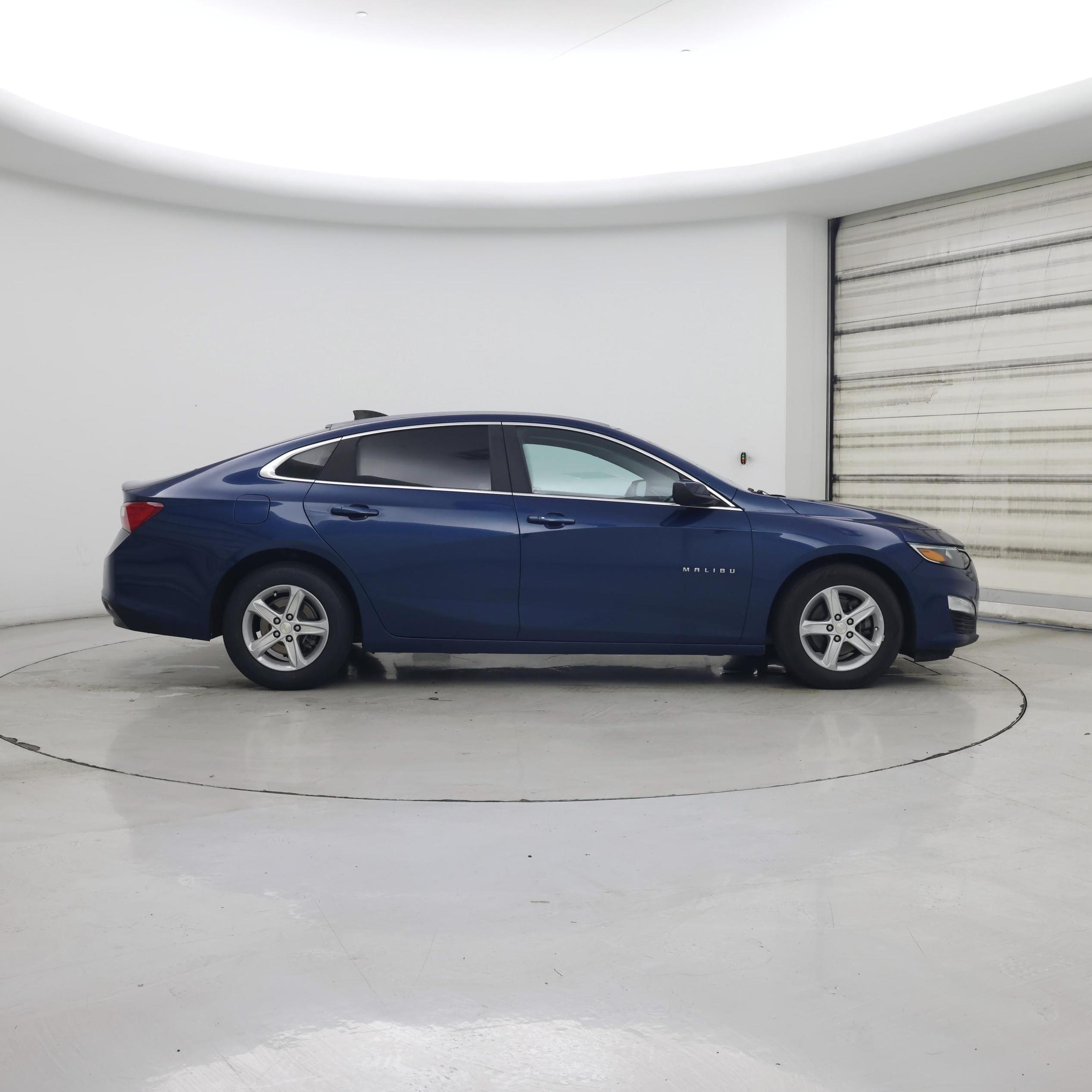 Thumbnail: 2019 Chevrolet Malibu - 7