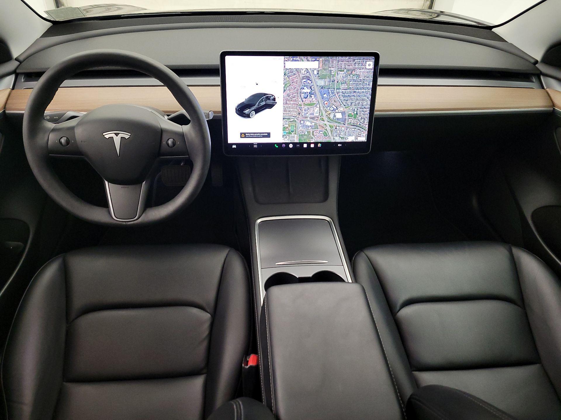 Thumbnail: 2021 Tesla Model 3 - 9