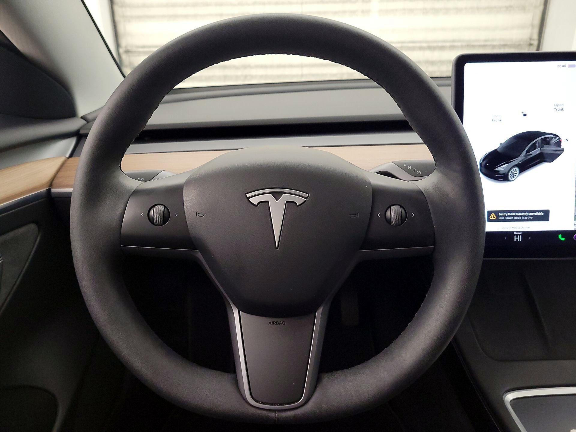 Thumbnail: 2021 Tesla Model 3 - 10