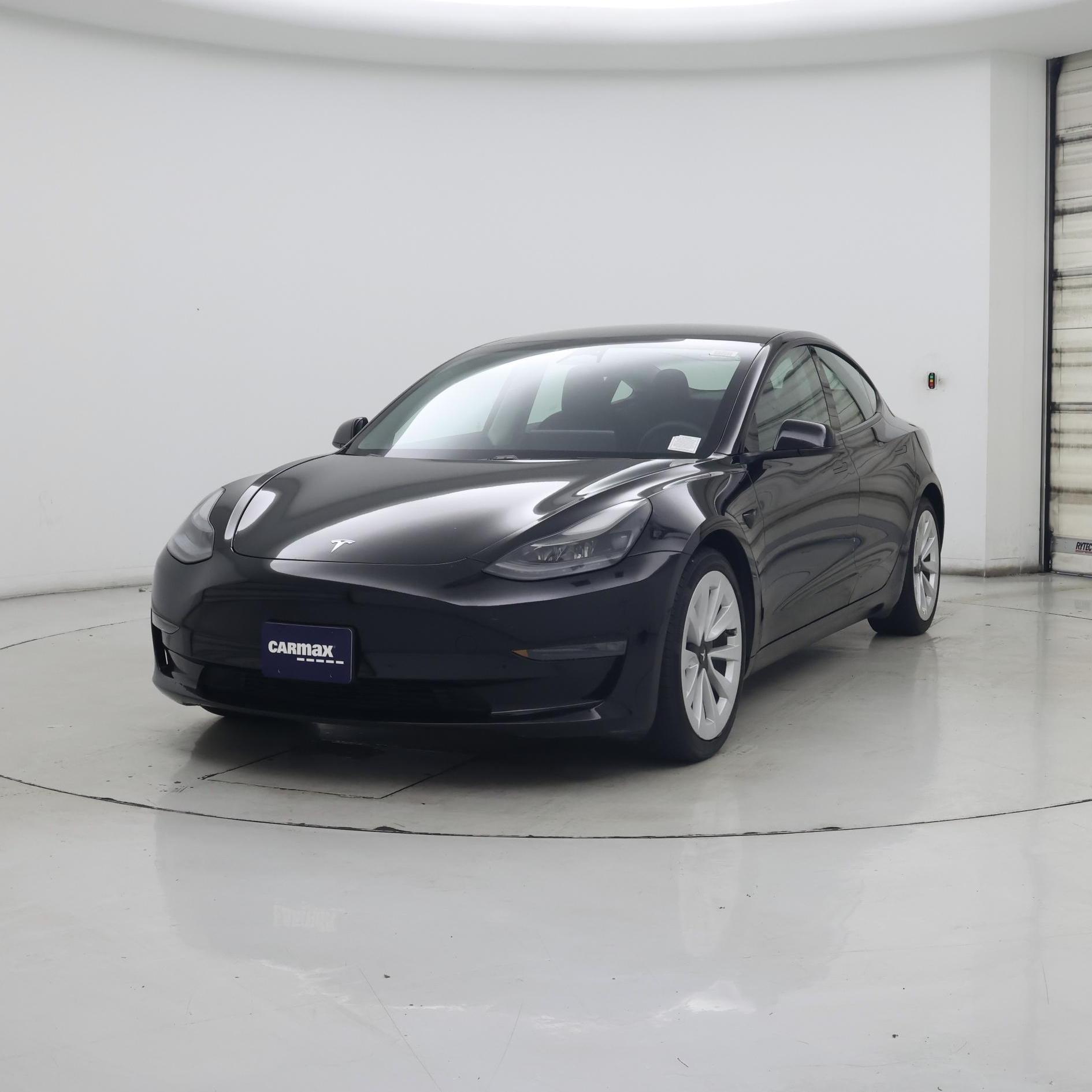 Thumbnail: 2021 Tesla Model 3 - 4