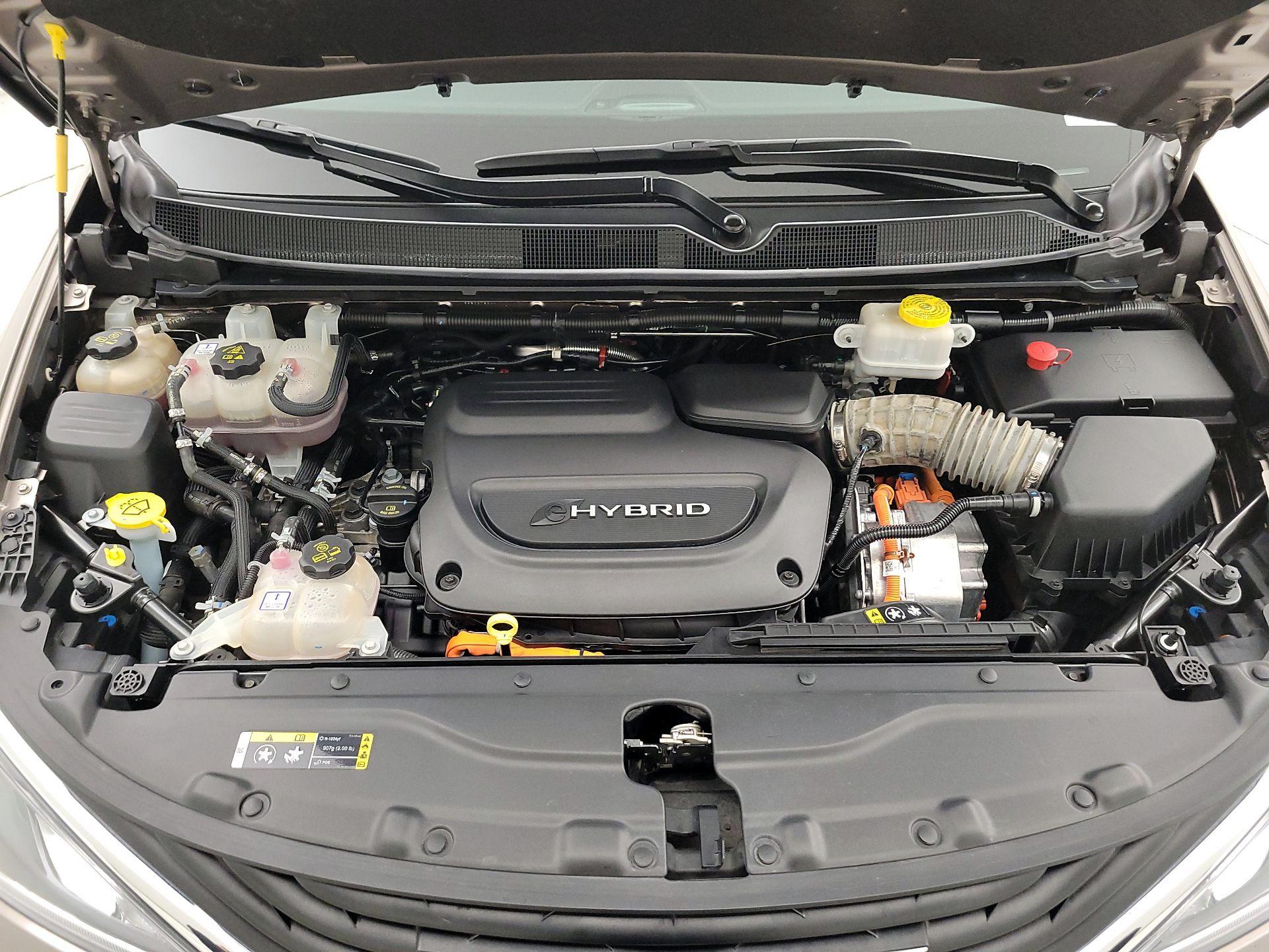 Thumbnail: 2018 Chrysler Pacifica - 20