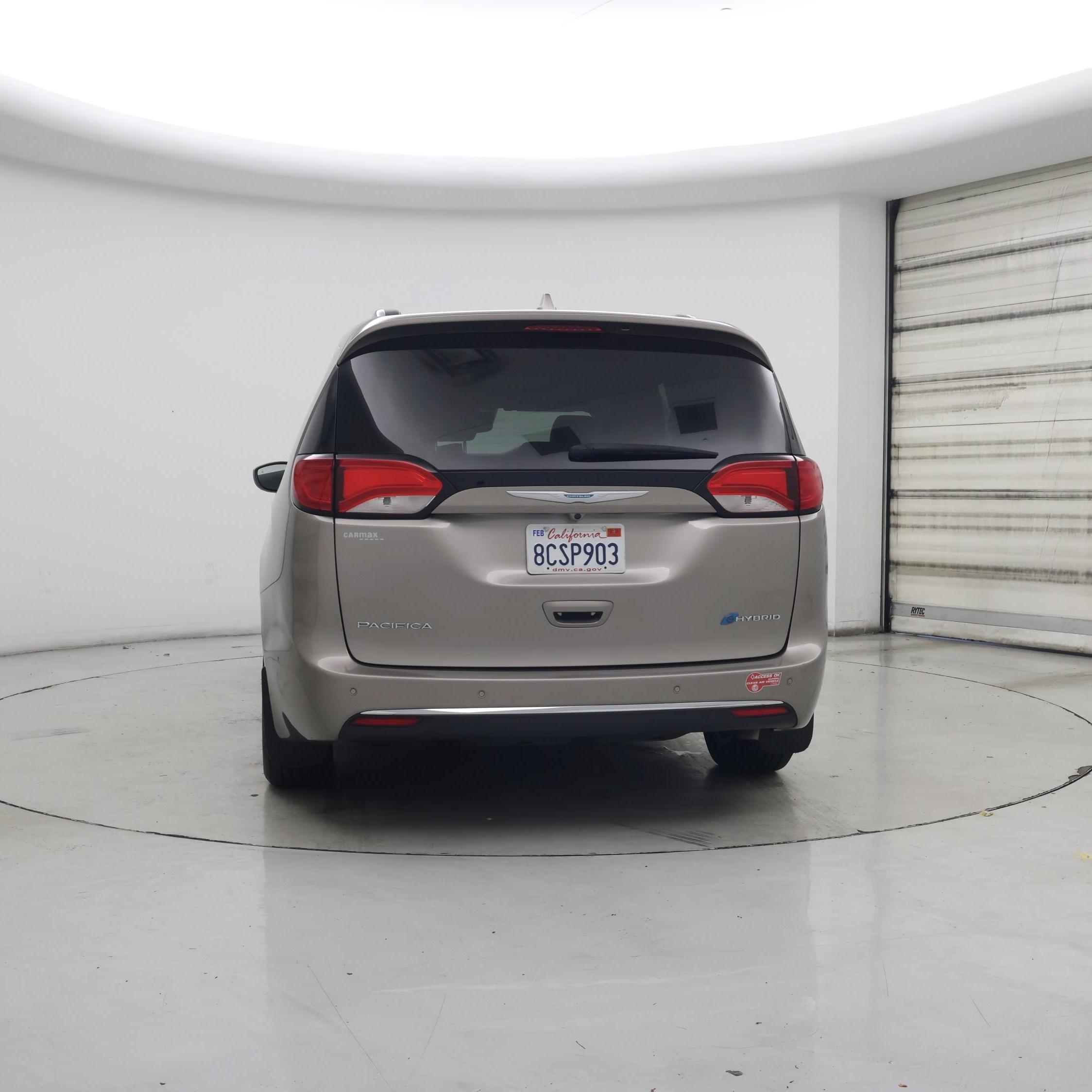 Thumbnail: 2018 Chrysler Pacifica - 6