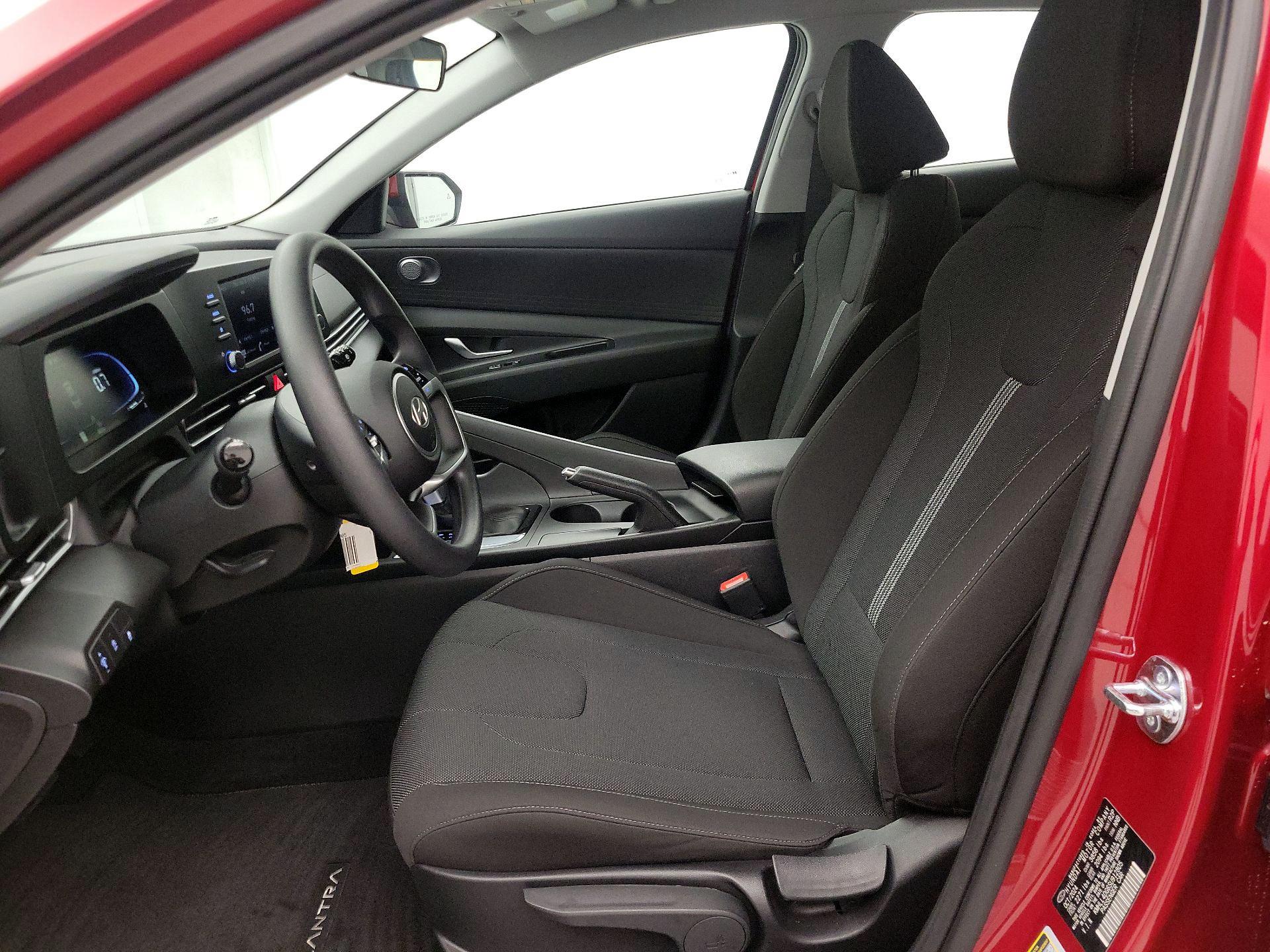 Thumbnail: 2025 Hyundai Elantra - 11