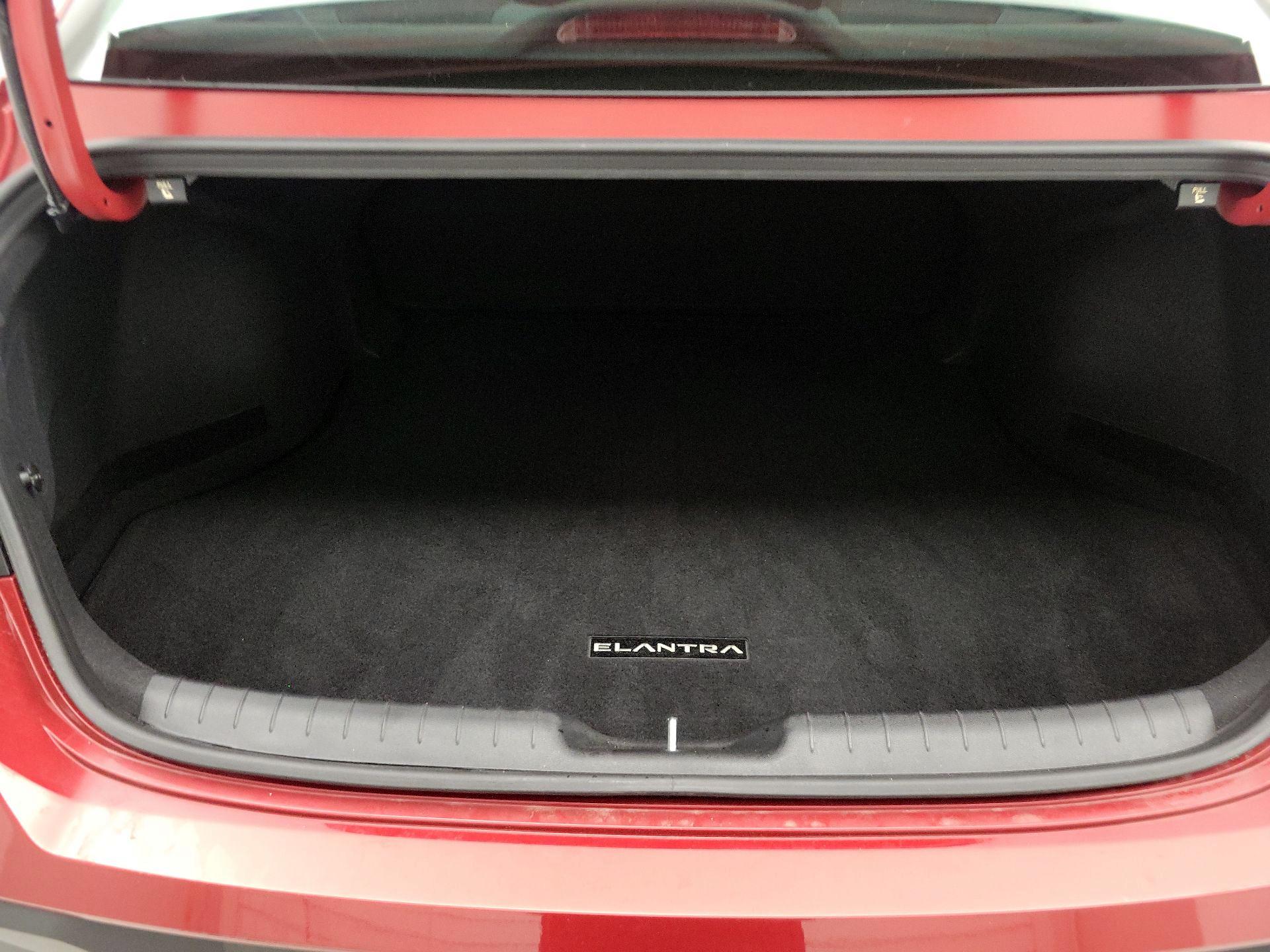 Thumbnail: 2025 Hyundai Elantra - 20