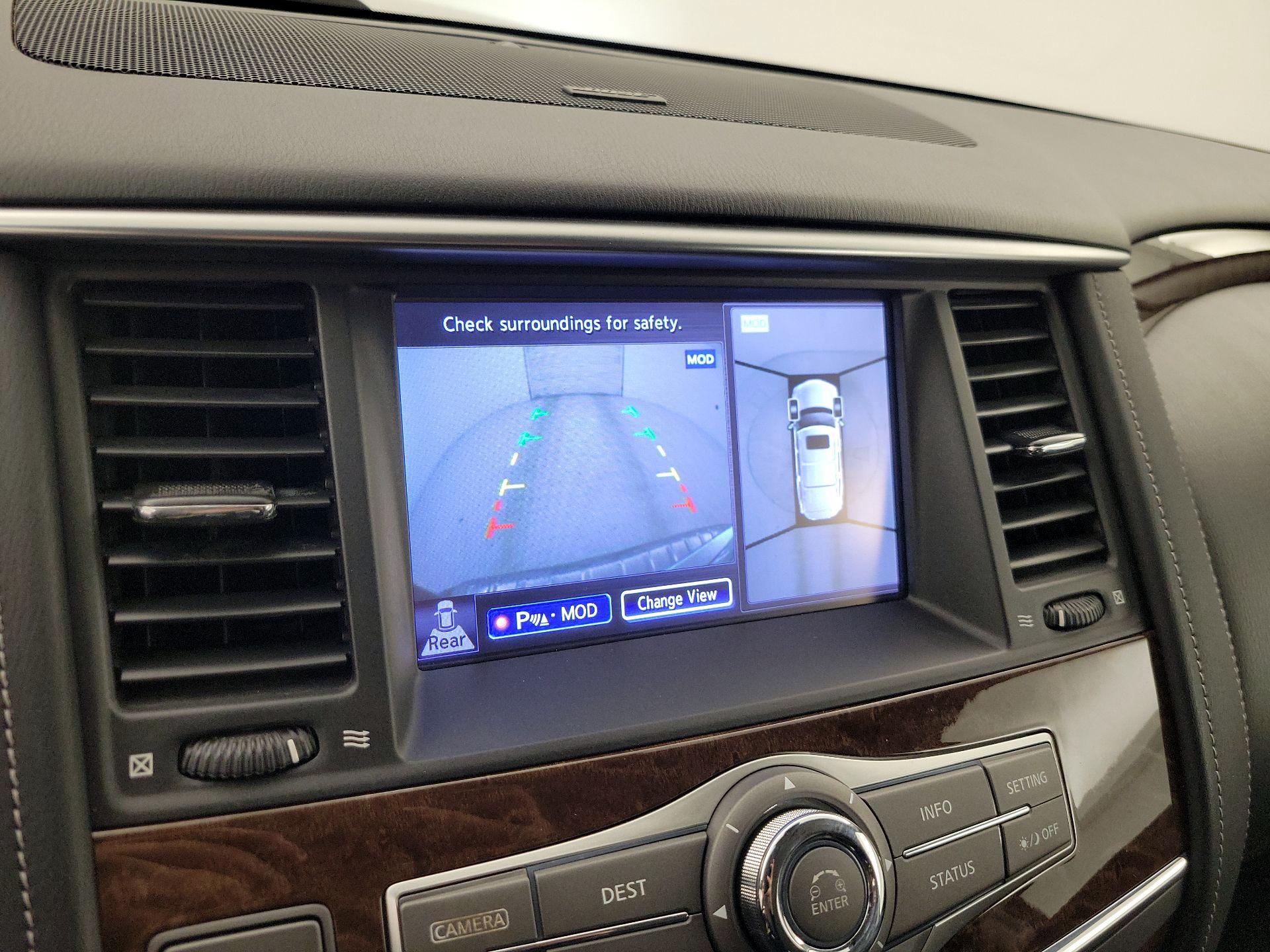 Thumbnail: 2017 INFINITI QX80 - 15