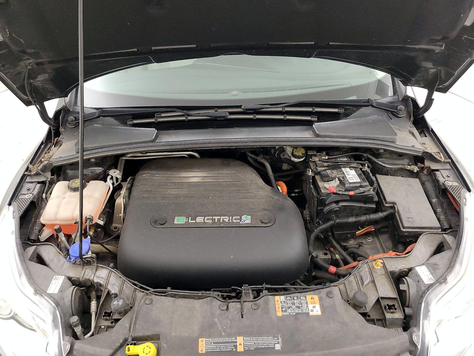 Thumbnail: 2016 Ford Focus - 20