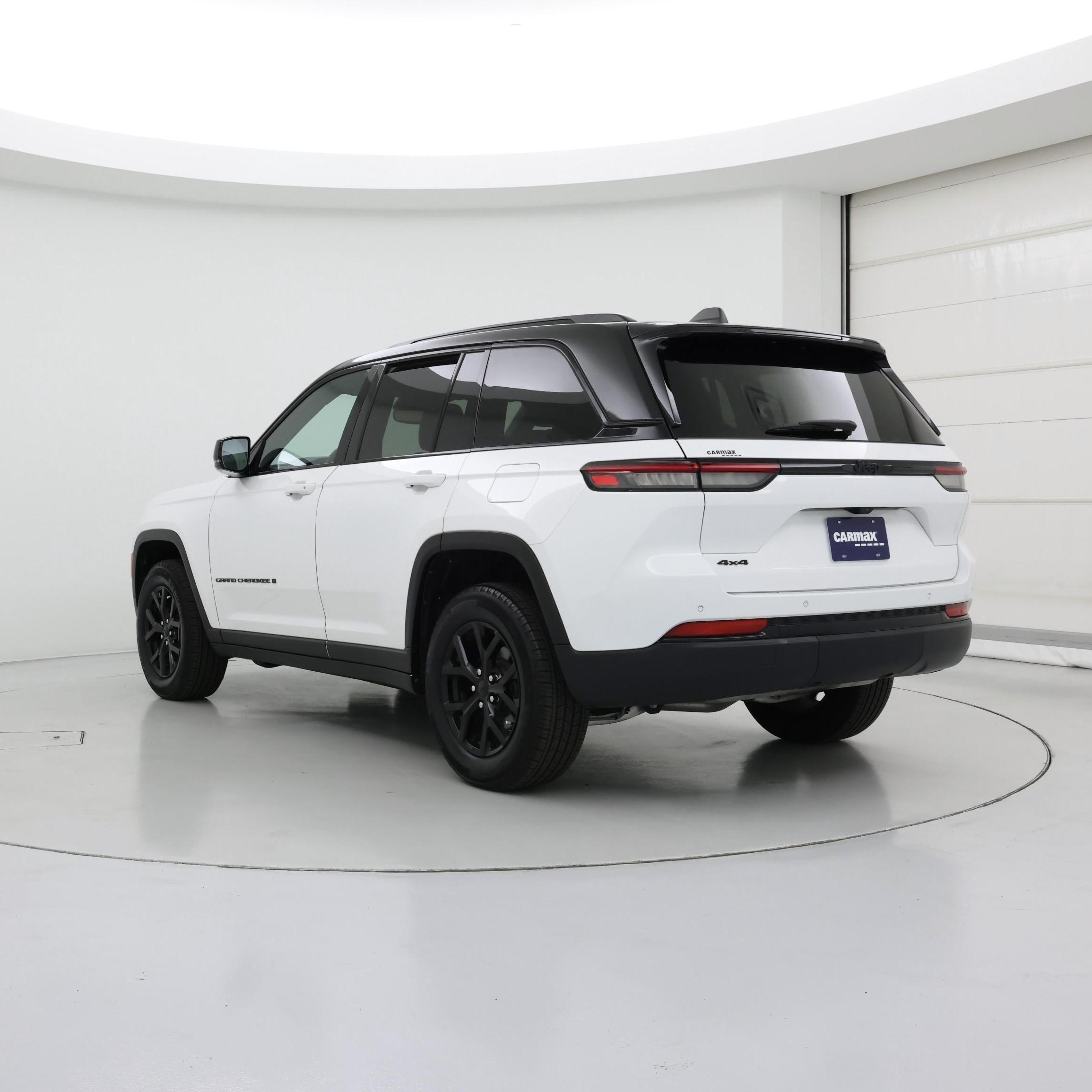 Thumbnail: 2024 Jeep Grand Cherokee - 2