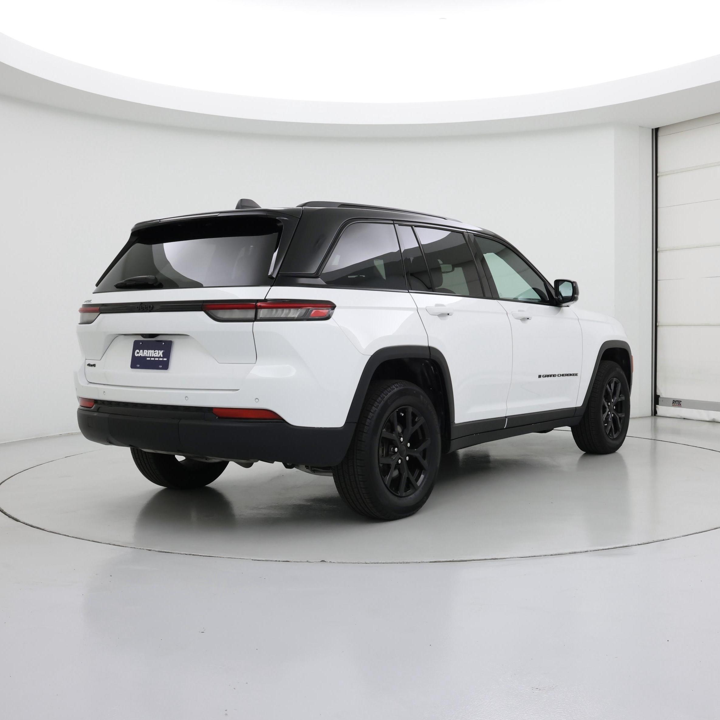 Thumbnail: 2024 Jeep Grand Cherokee - 8