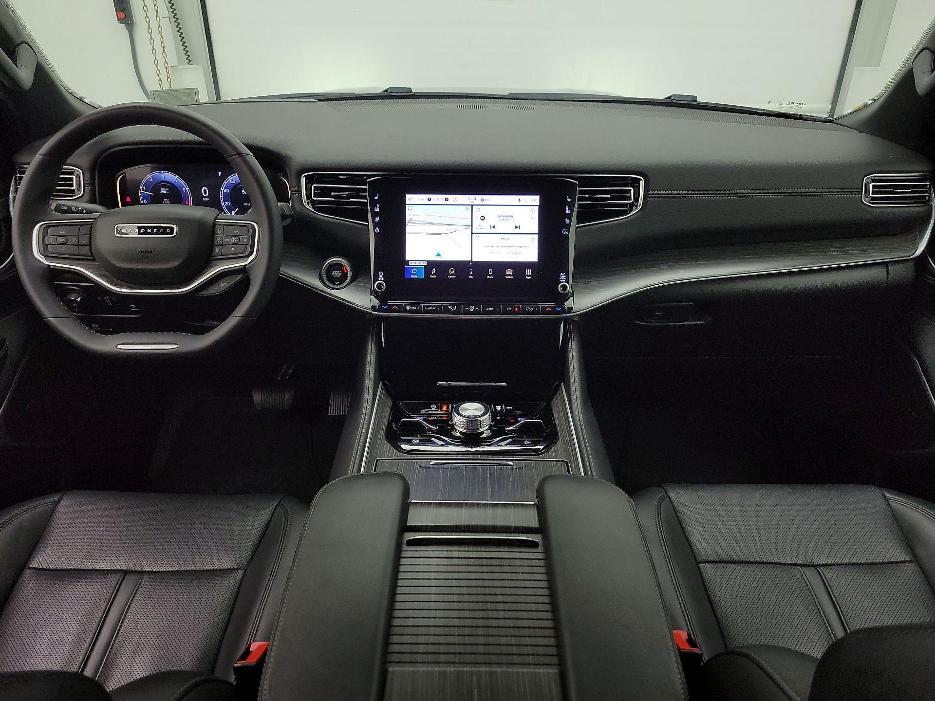 Thumbnail: 2023 Jeep Wagoneer - 9