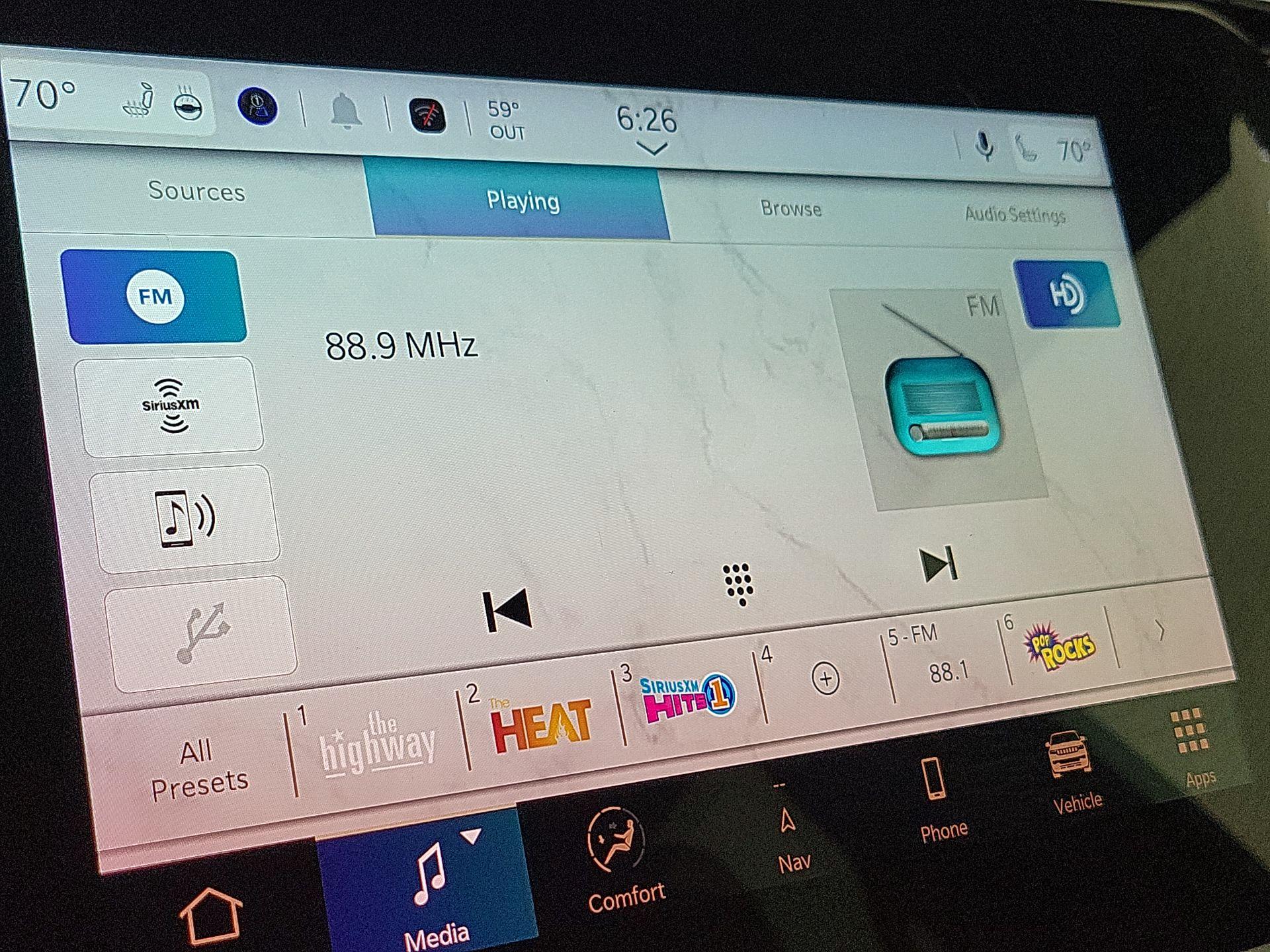 Thumbnail: 2023 Jeep Wagoneer - 16