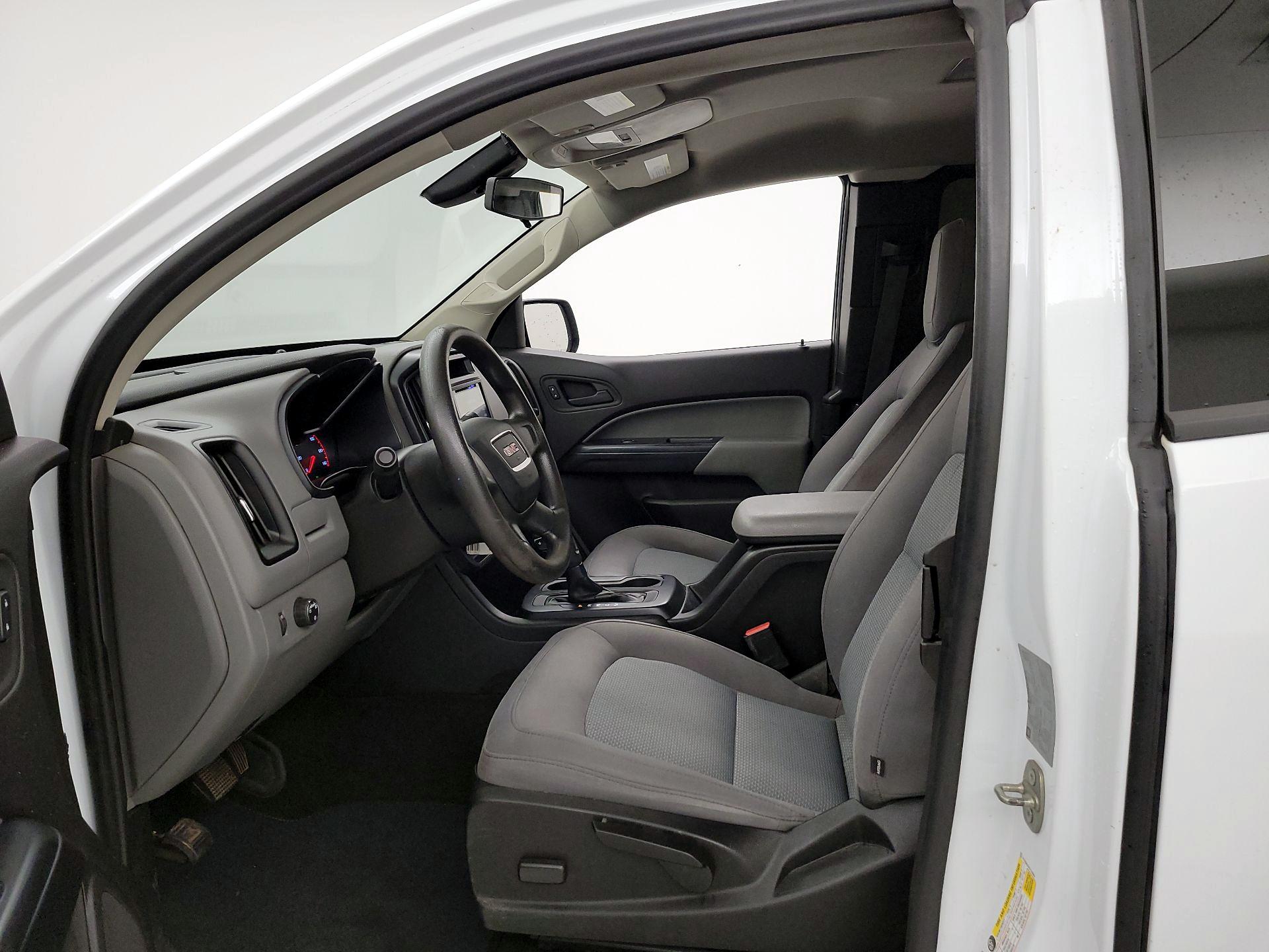 Thumbnail: 2016 GMC Canyon - 11