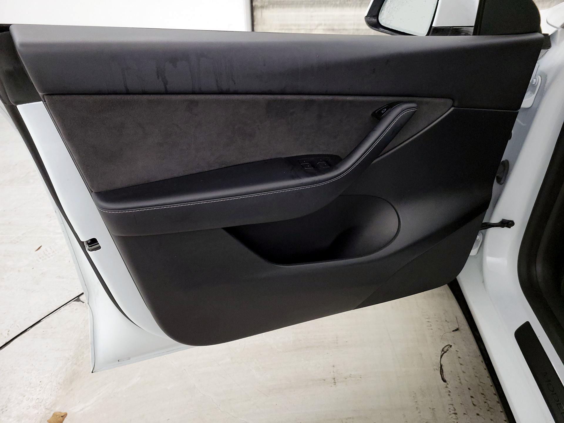 Thumbnail: 2021 Tesla Model Y - 12