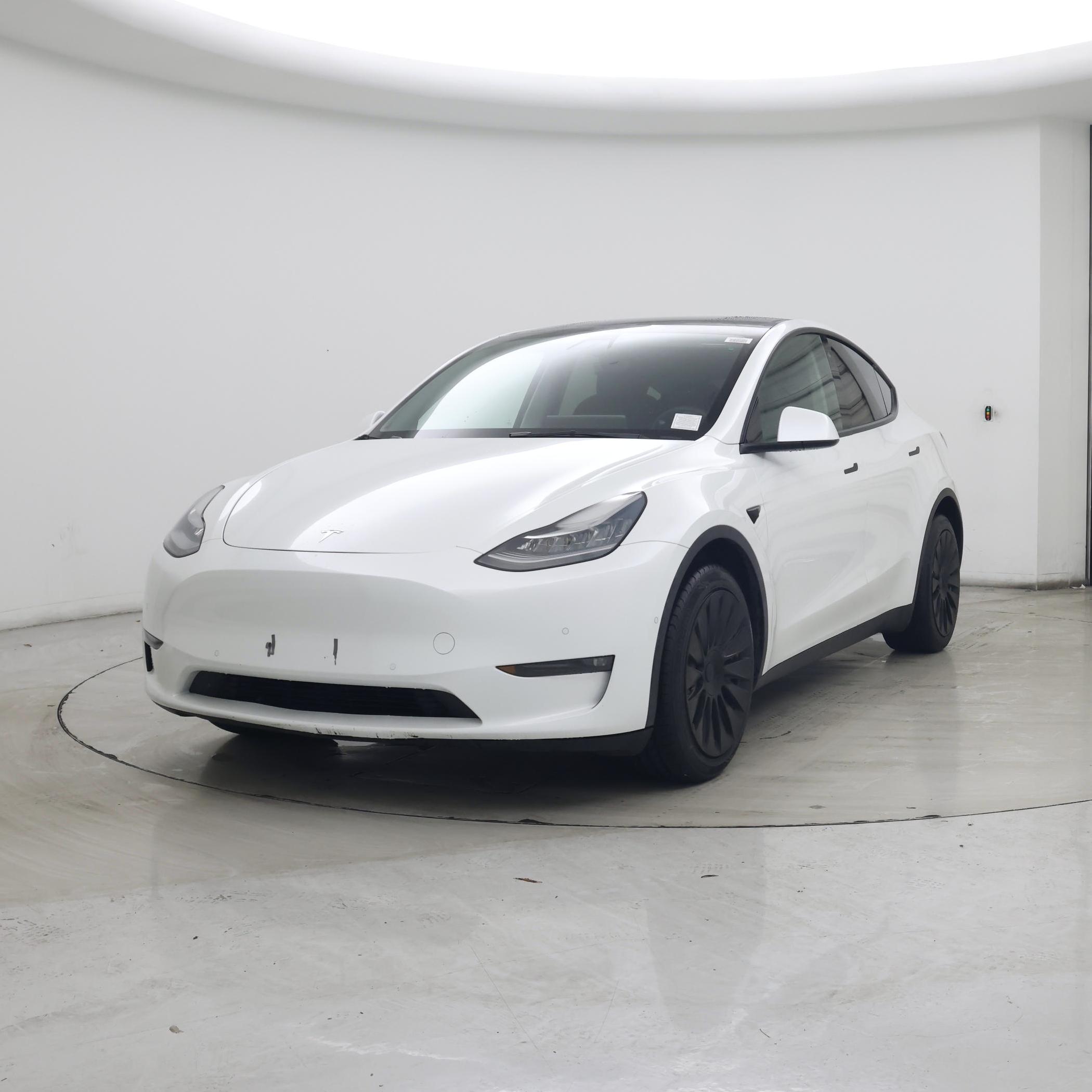 Thumbnail: 2021 Tesla Model Y - 4