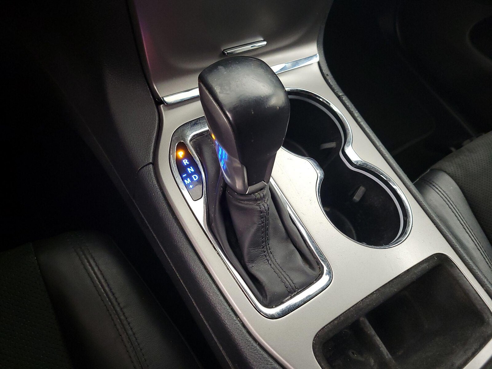 2019 Jeep Grand Cherokee Altitude - Photo 19