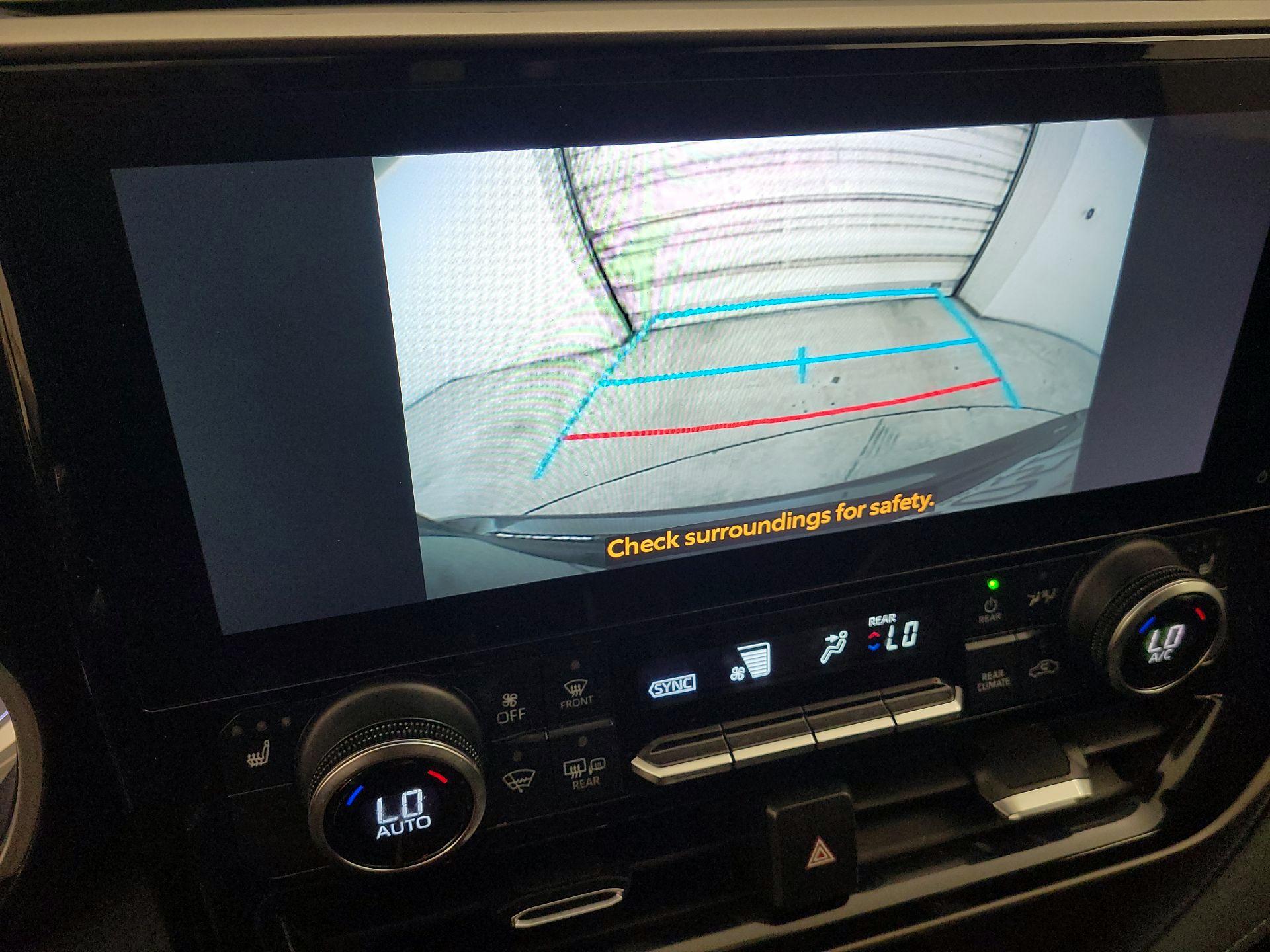 Thumbnail: 2023 Toyota Highlander - 14