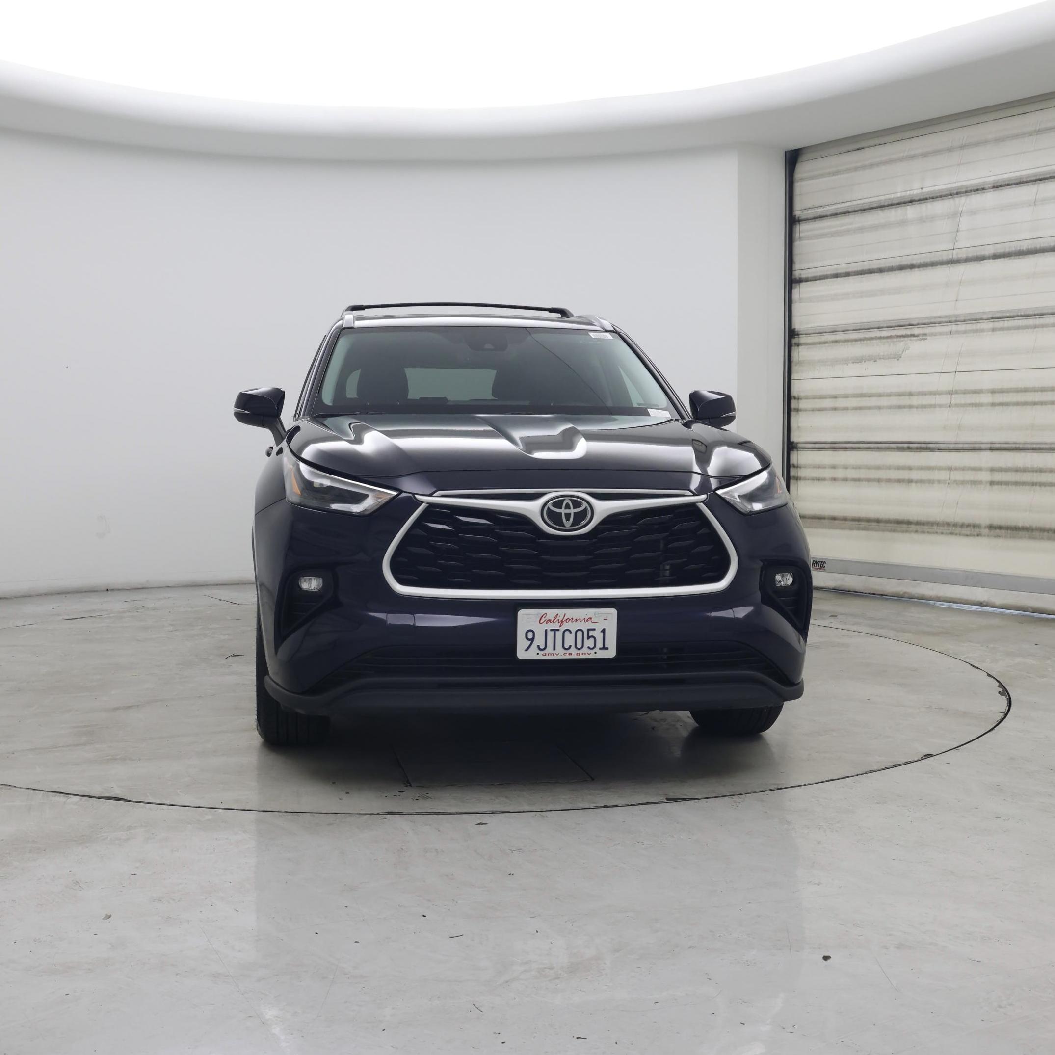 Thumbnail: 2023 Toyota Highlander - 5