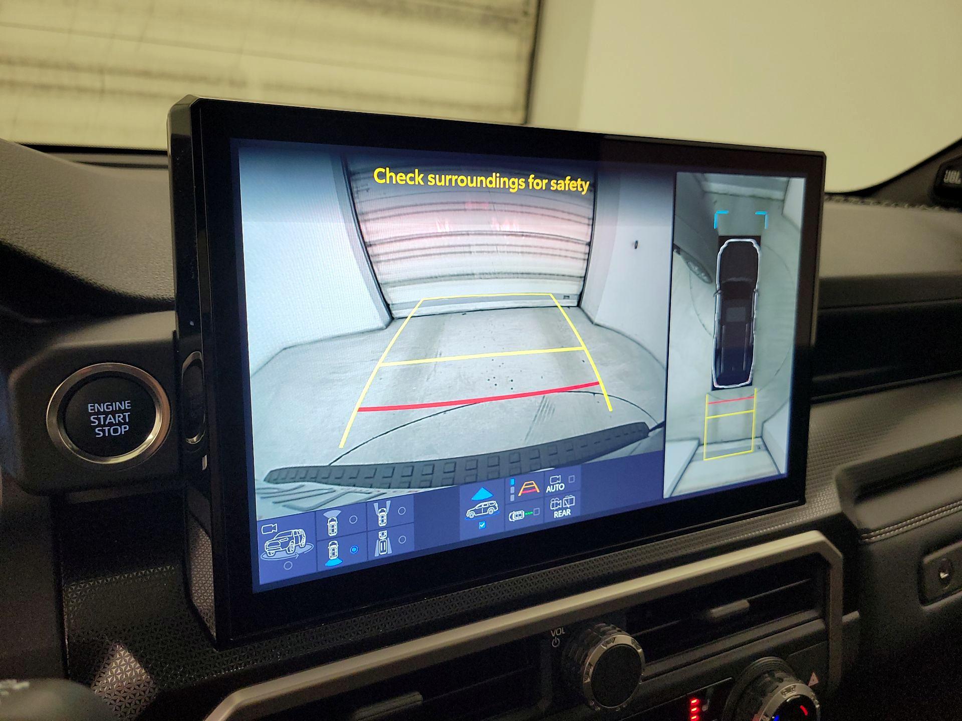 Thumbnail: 2025 Toyota 4Runner - 15