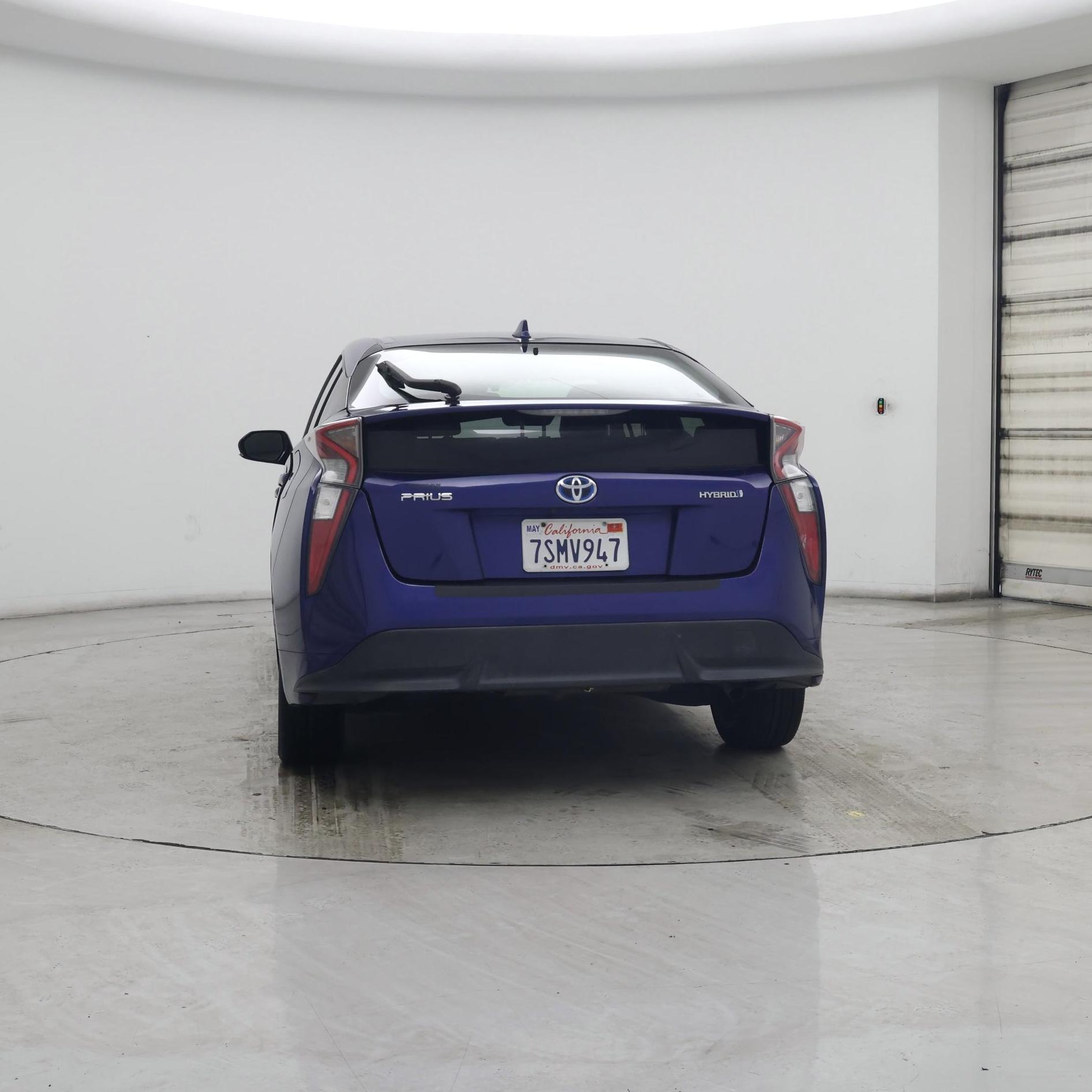 Thumbnail: 2016 Toyota Prius - 6