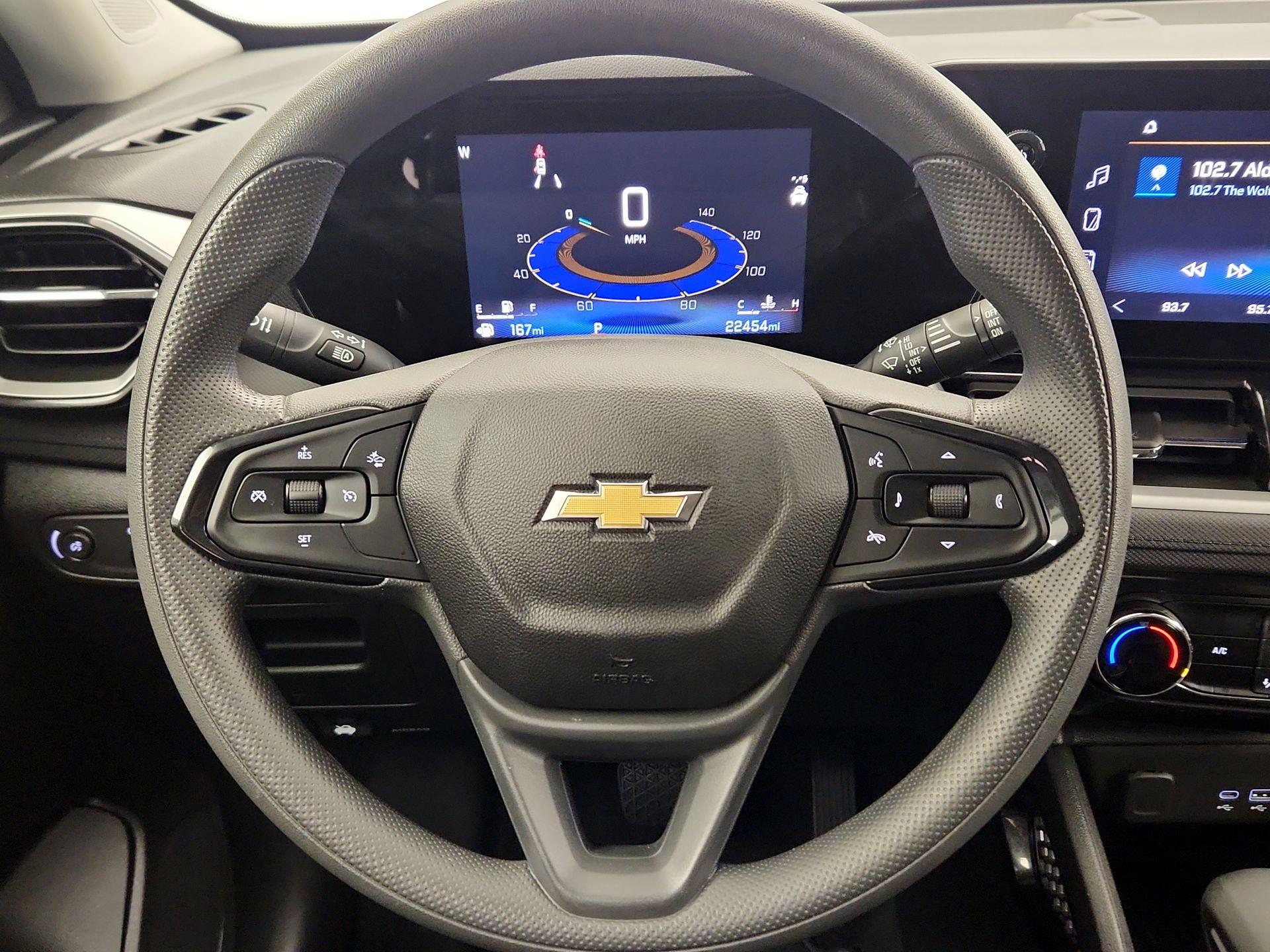 Thumbnail: 2025 Chevrolet TrailBlazer - 10