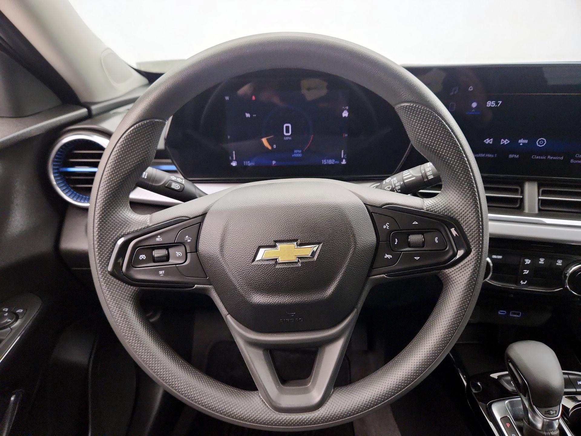 Thumbnail: 2025 Chevrolet Trax - 10