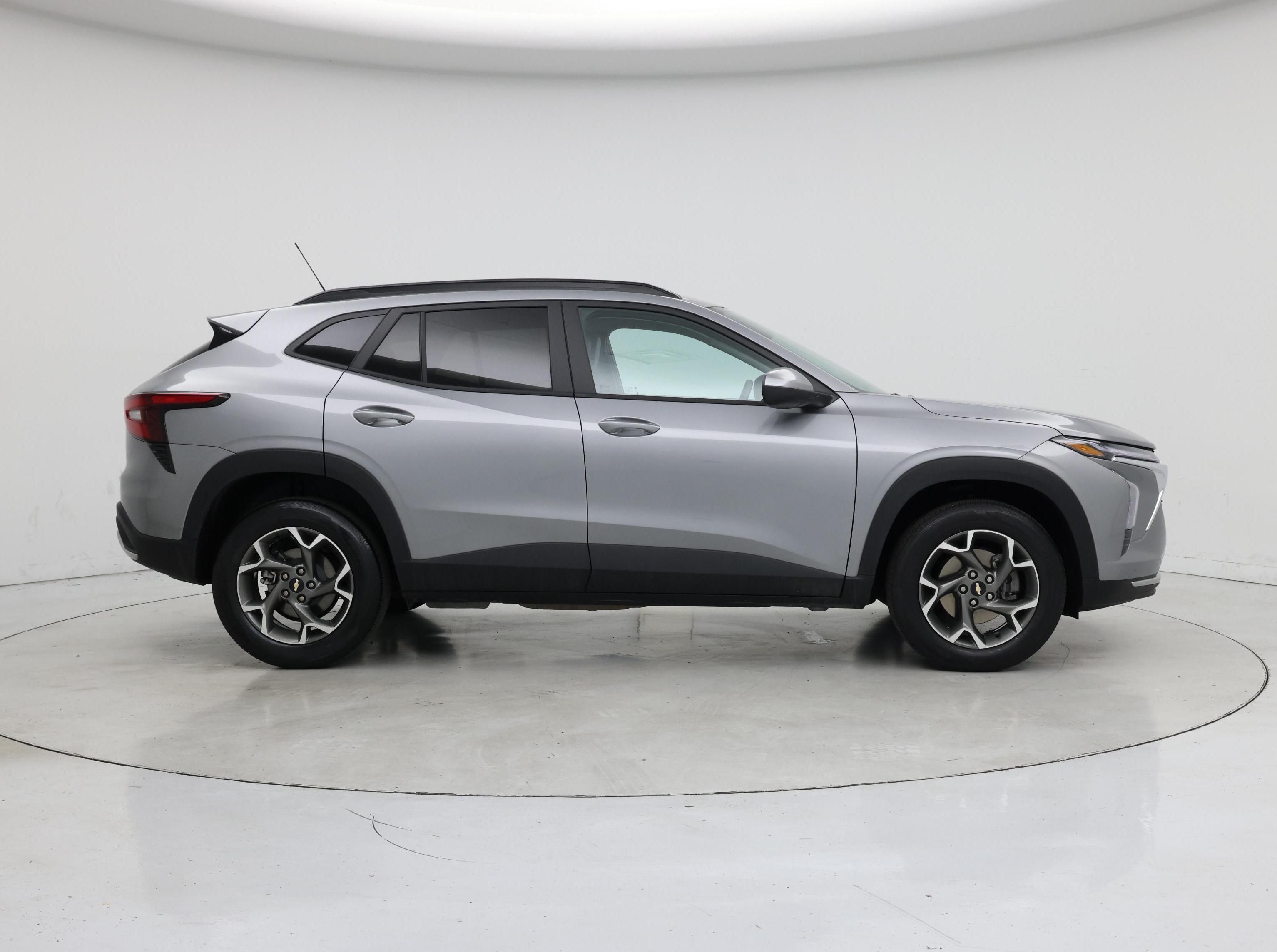 Thumbnail: 2025 Chevrolet Trax - 7