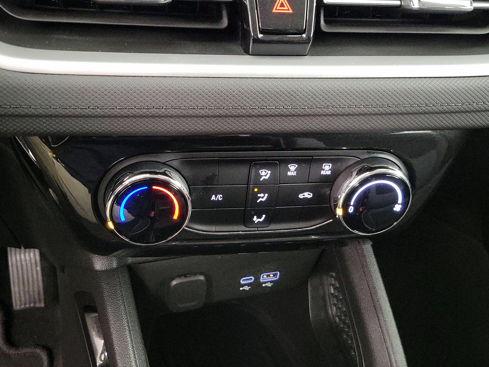 Thumbnail: 2025 Chevrolet TrailBlazer - 15