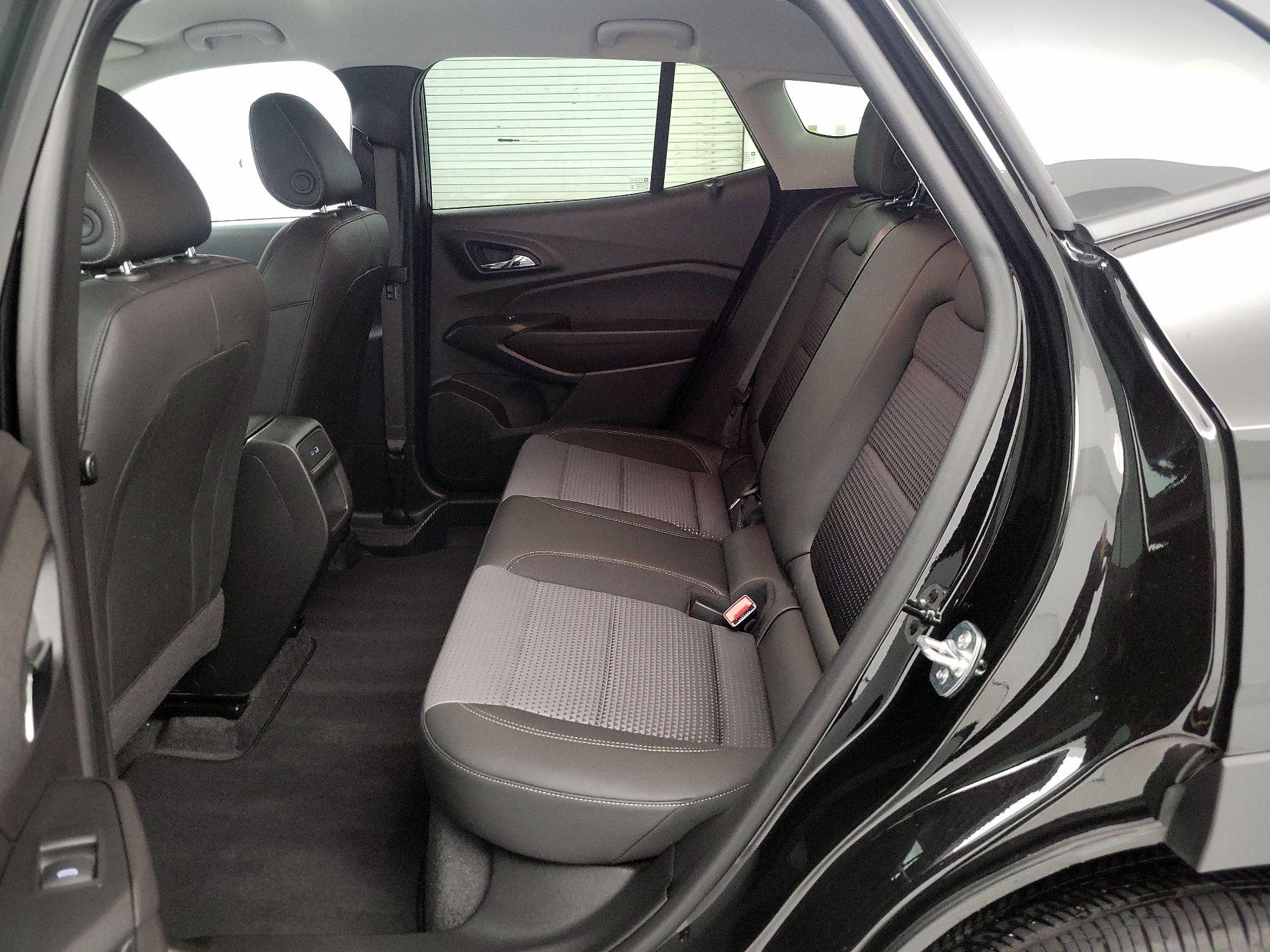 Thumbnail: 2025 Chevrolet Trax - 18