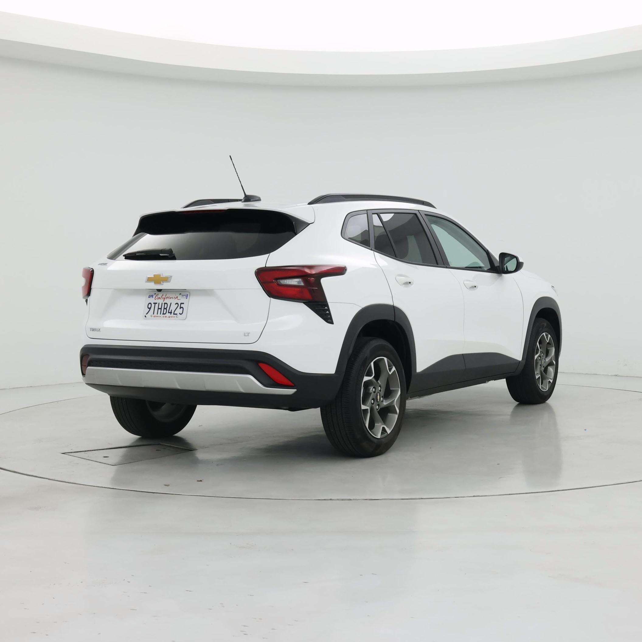 Thumbnail: 2025 Chevrolet Trax - 8