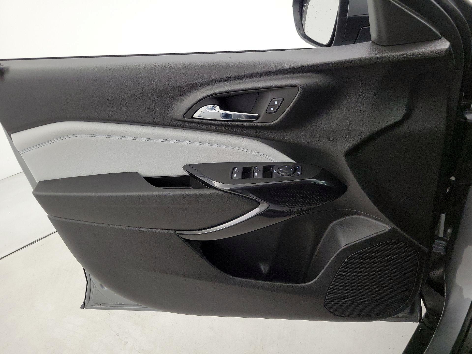 Thumbnail: 2025 Chevrolet Trax - 12