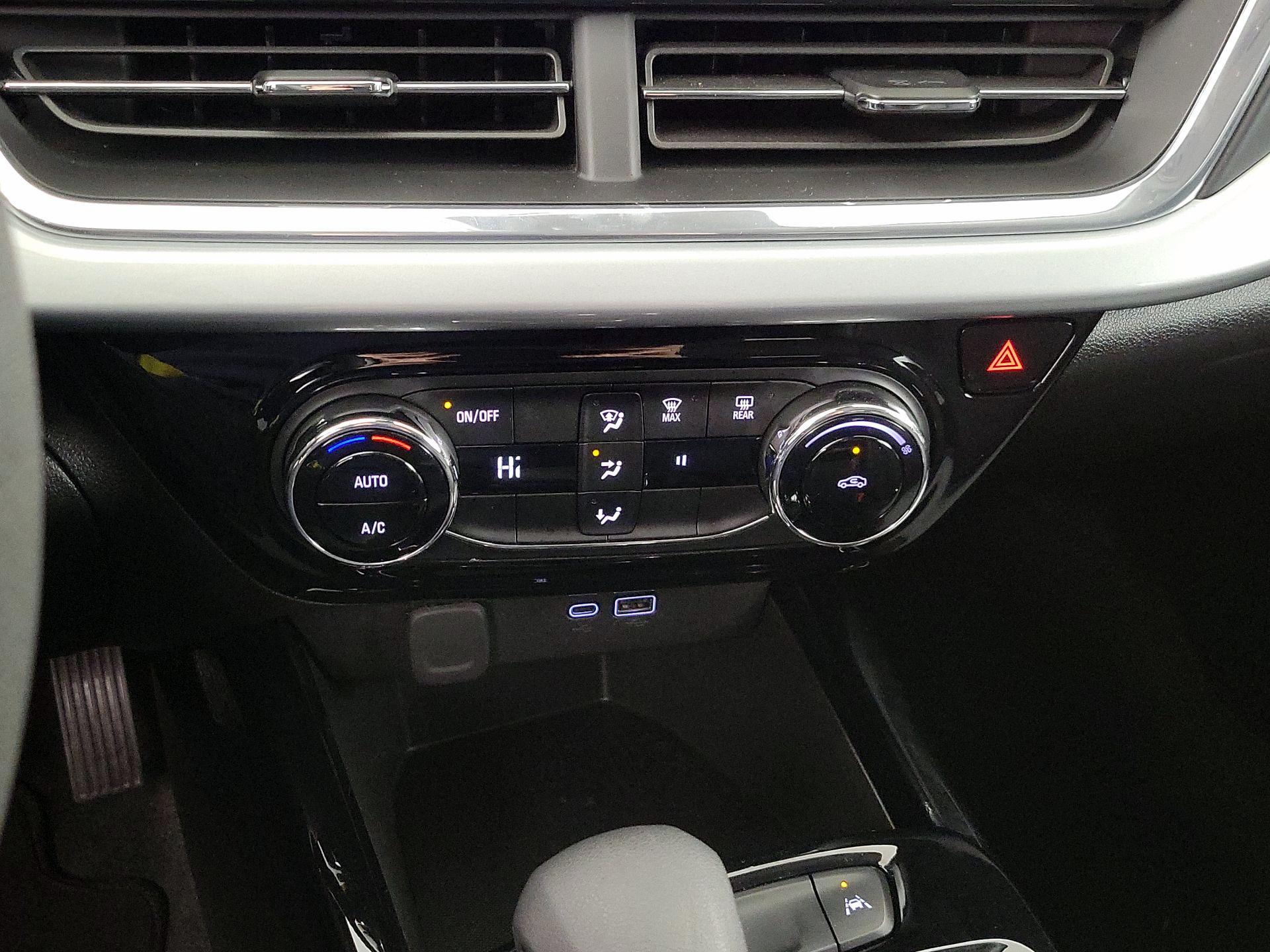 Thumbnail: 2025 Chevrolet Trax - 15