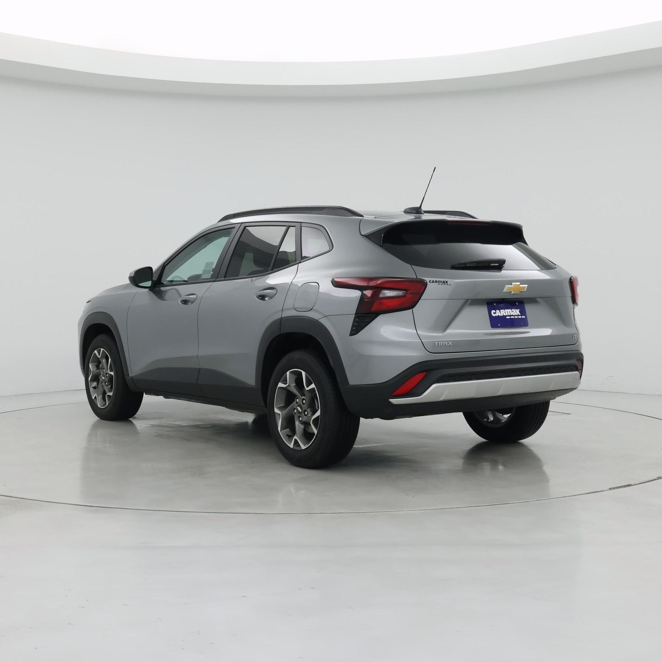 Thumbnail: 2025 Chevrolet Trax - 2