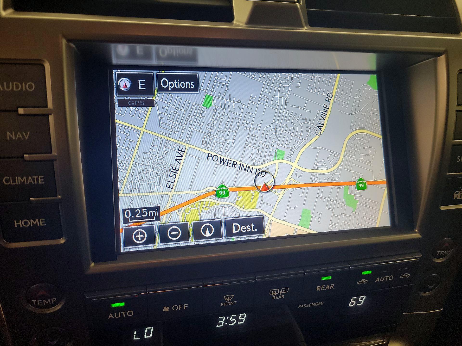 Thumbnail: 2014 Lexus GX - 14