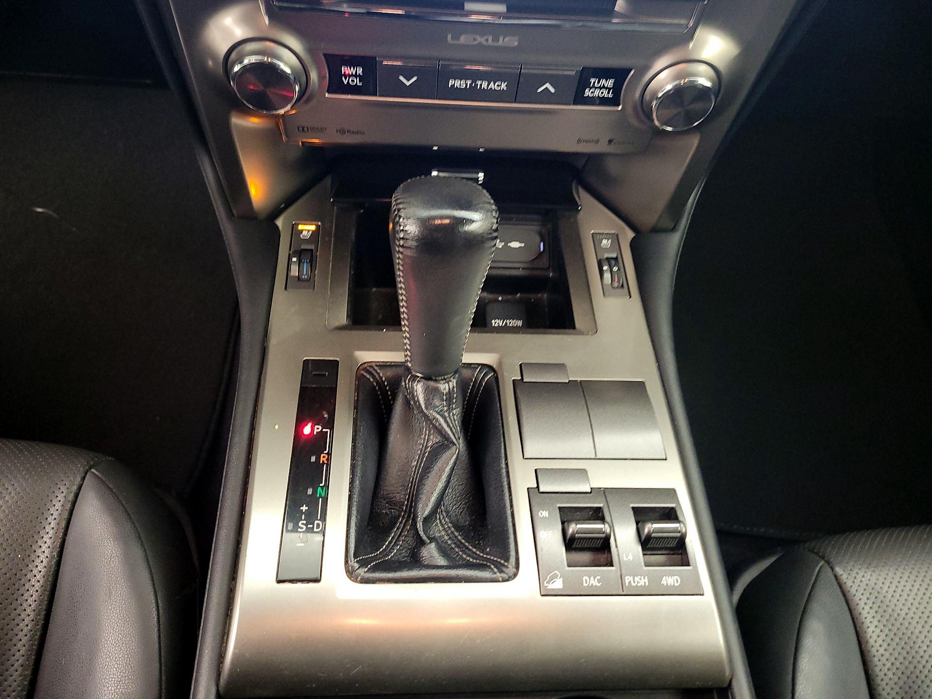 Thumbnail: 2014 Lexus GX - 18