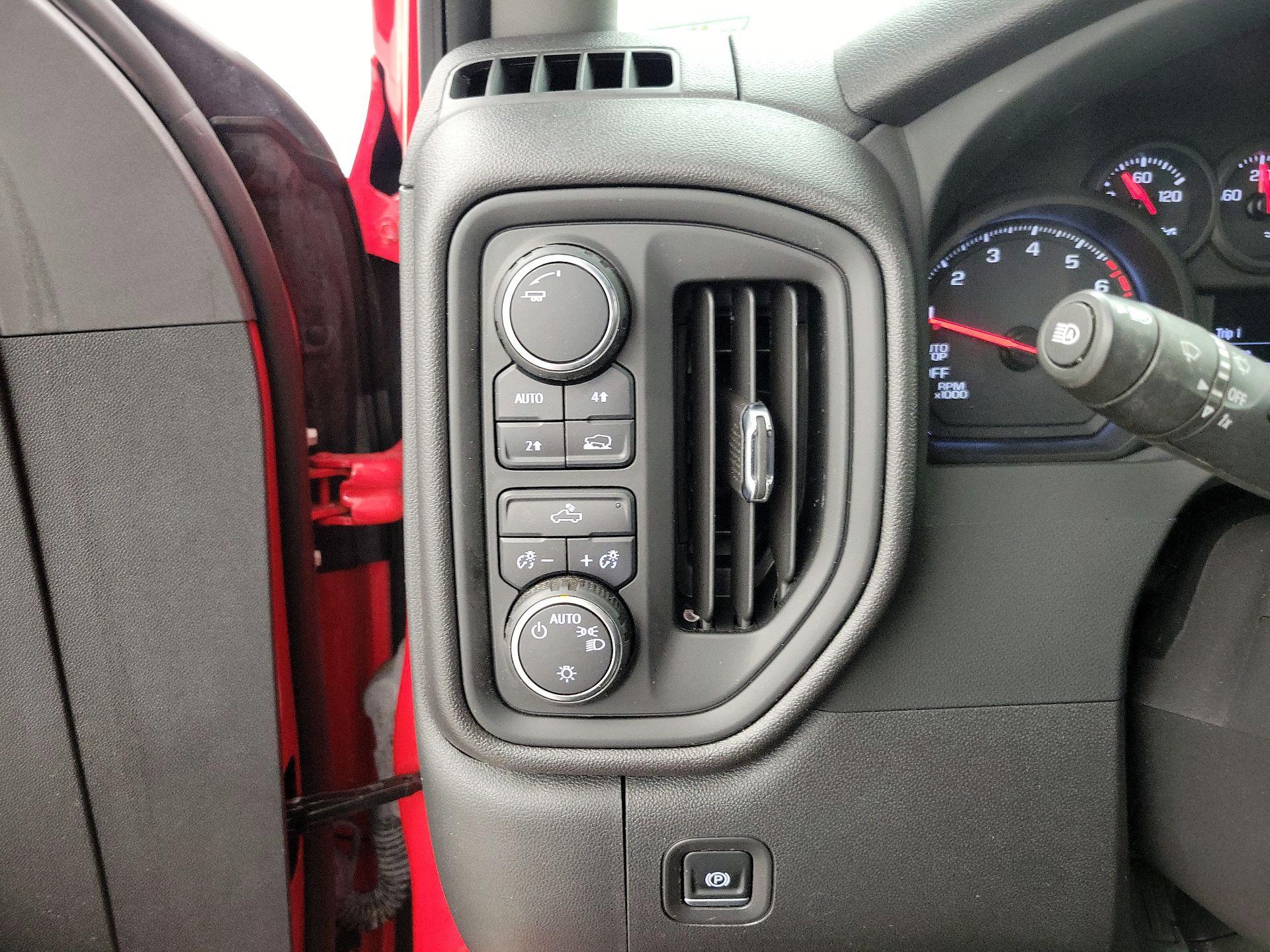 Thumbnail: 2024 Chevrolet Silverado 1500 - 13