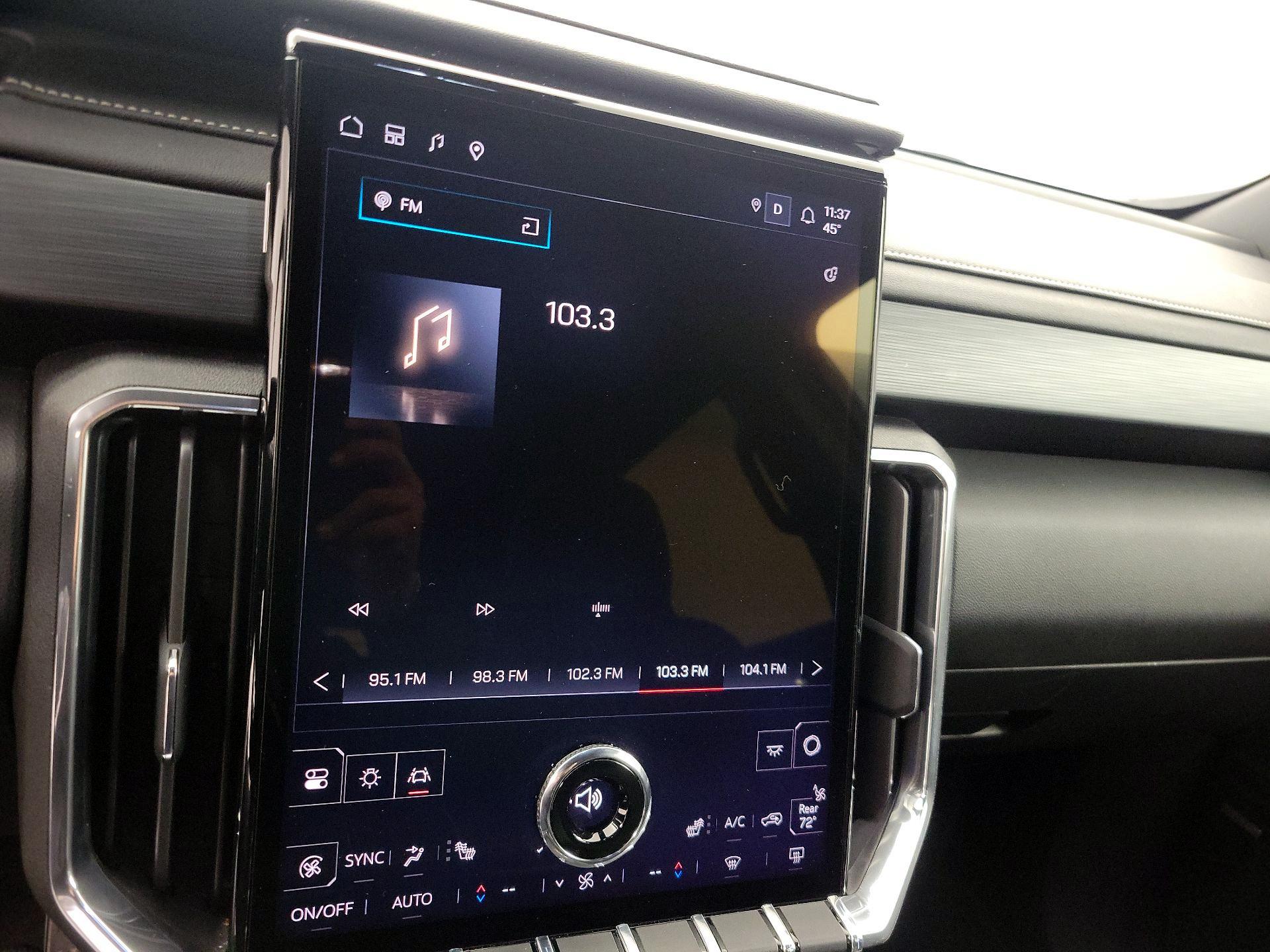 Thumbnail: 2025 GMC Acadia - 16